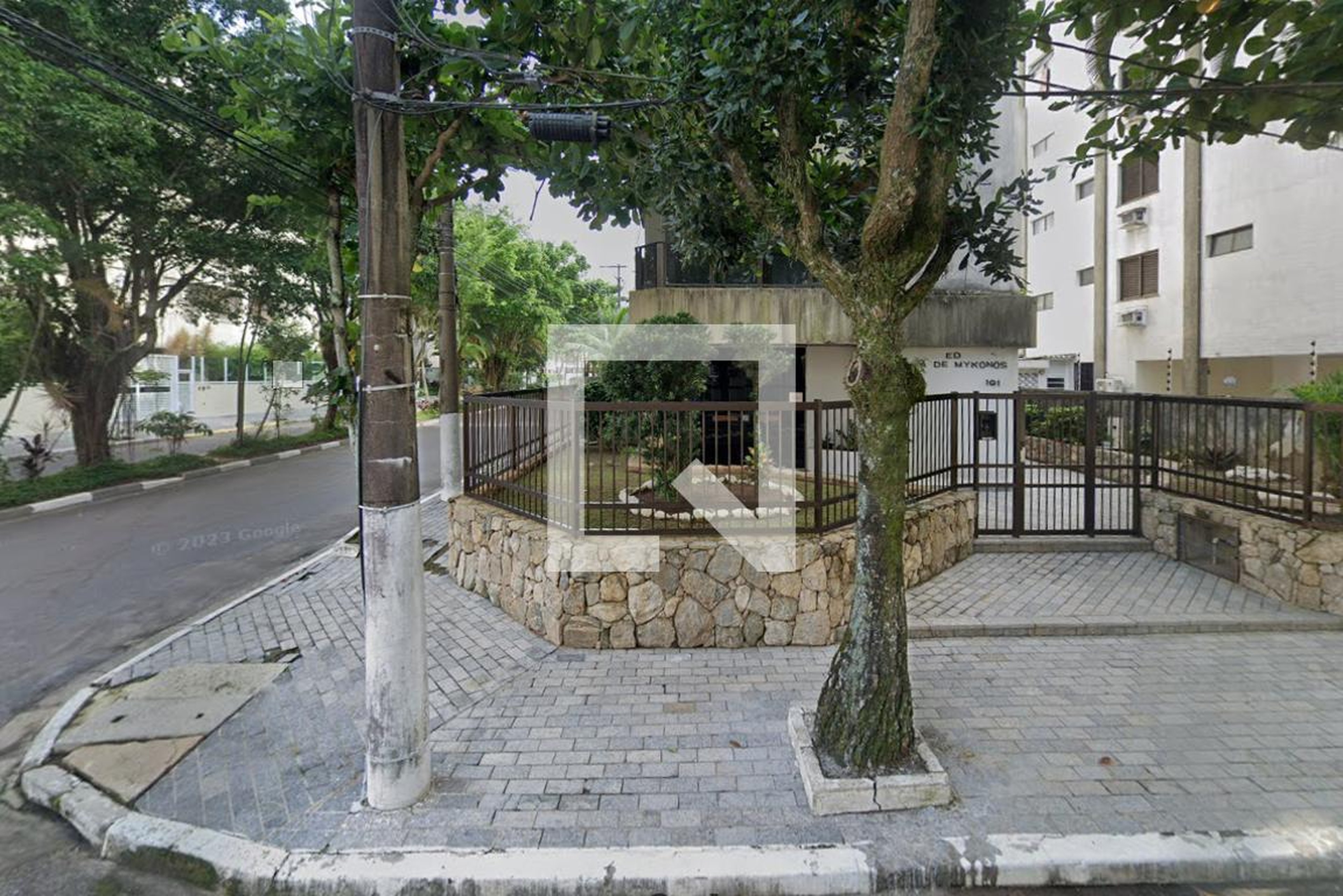 Fachada Condomínio em Rua Abdala Daige, 191