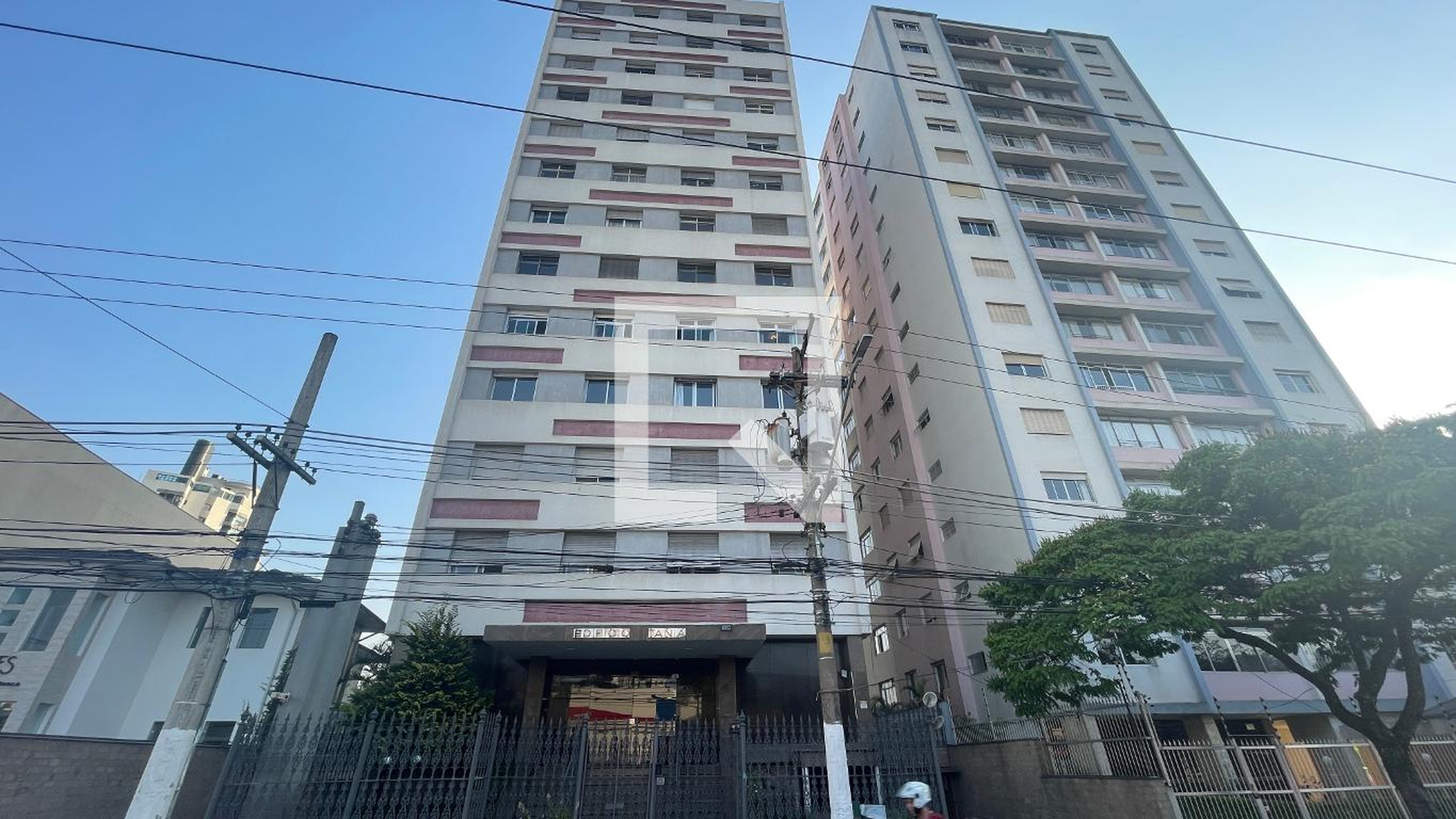 Fachada do Prédio Edificio Taniá