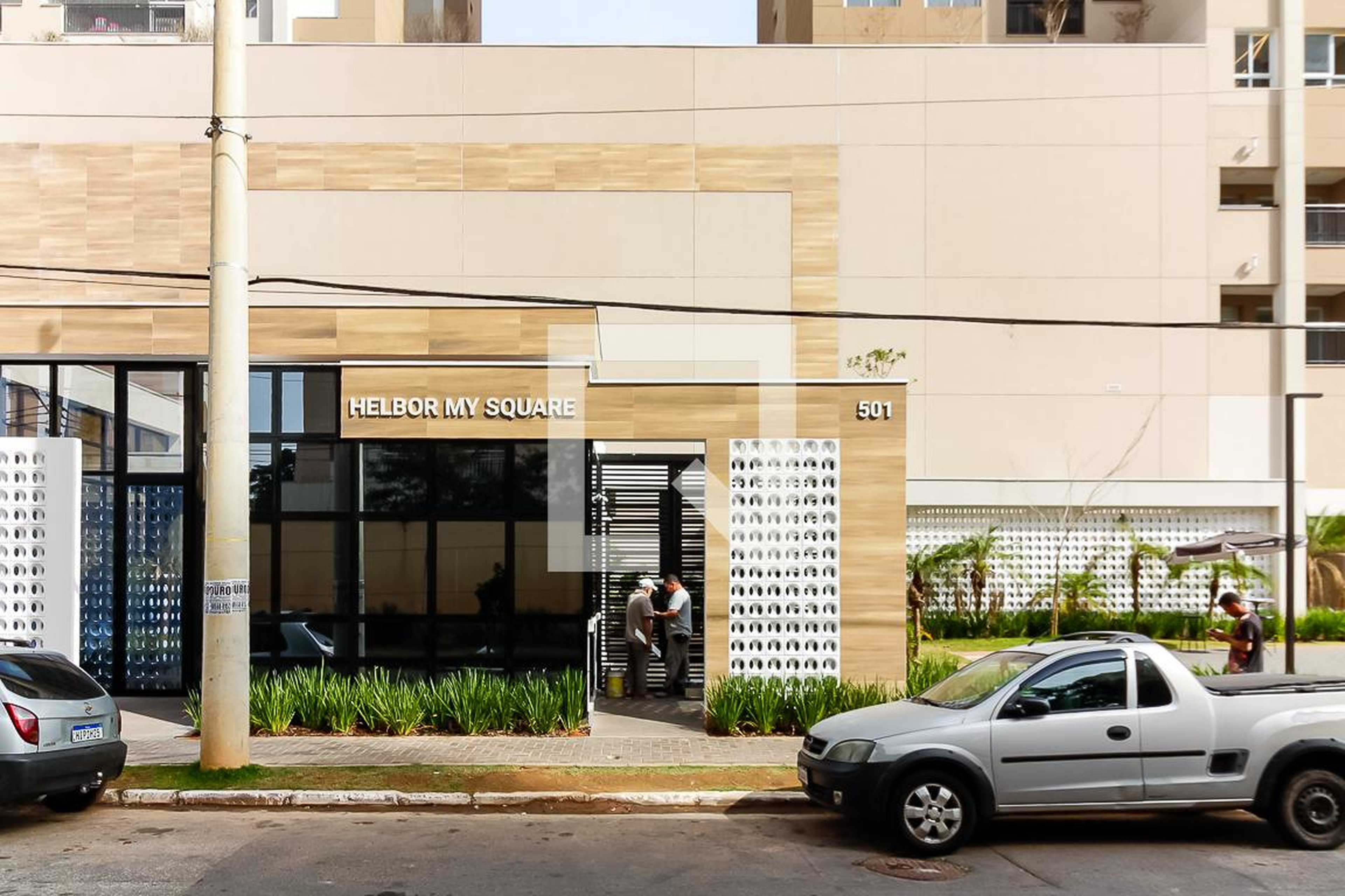 Fachada Condomínio em Rua Isabel de Siqueira Barros, 521