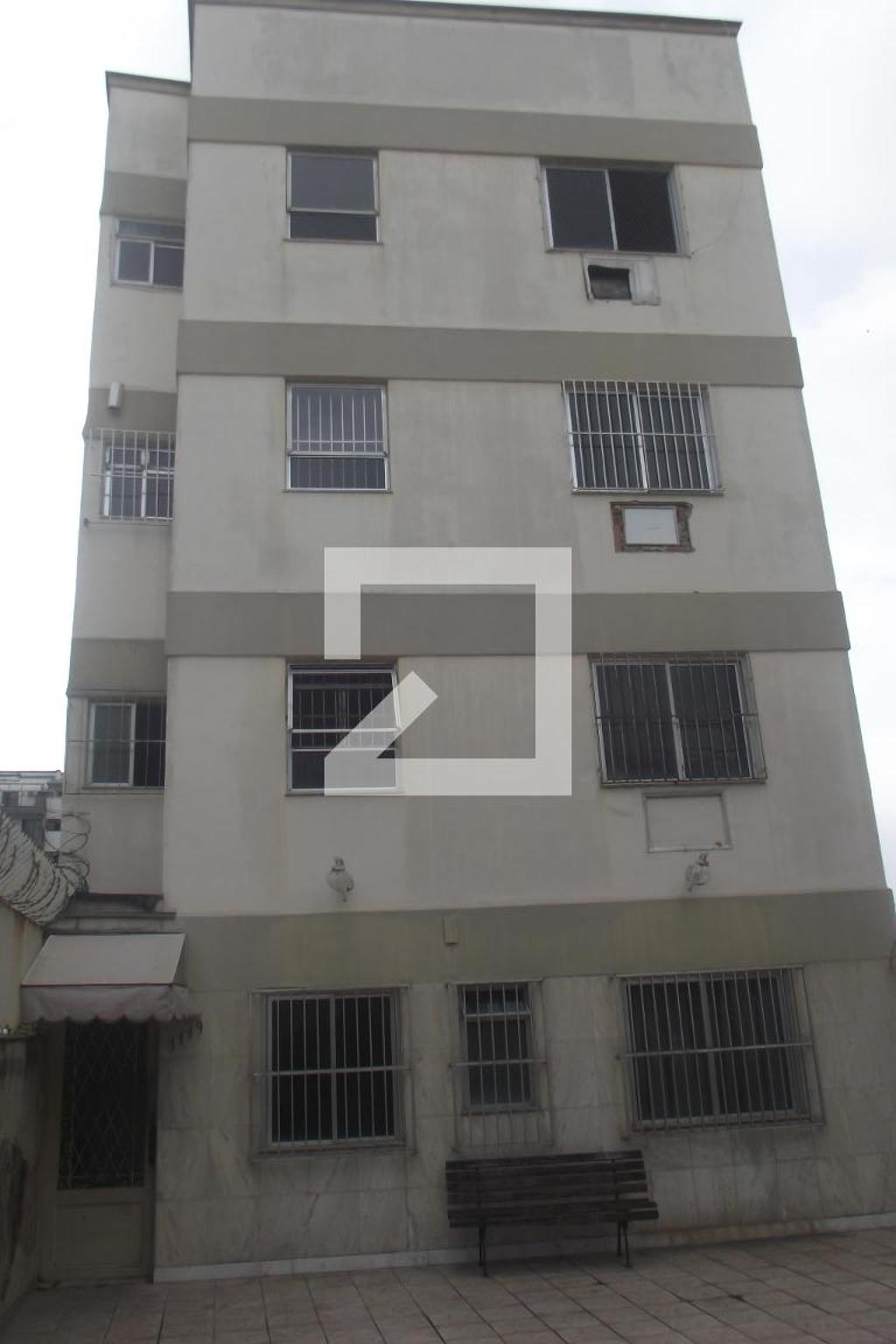 Fachada Condomínio em Rua Honório, 1189