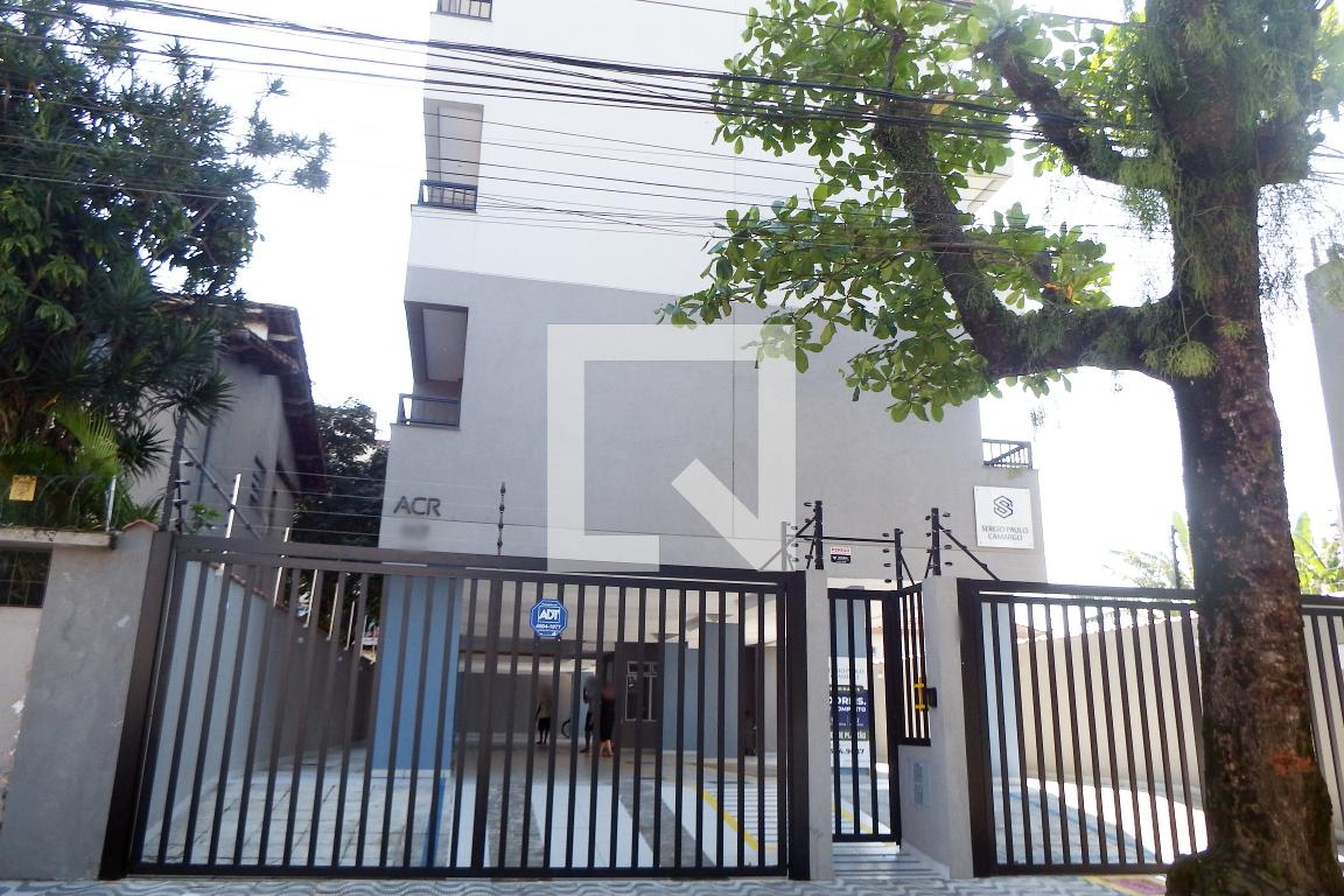 Fachada do Prédio Condomínio em Avenida Monteiro Lobato, 117