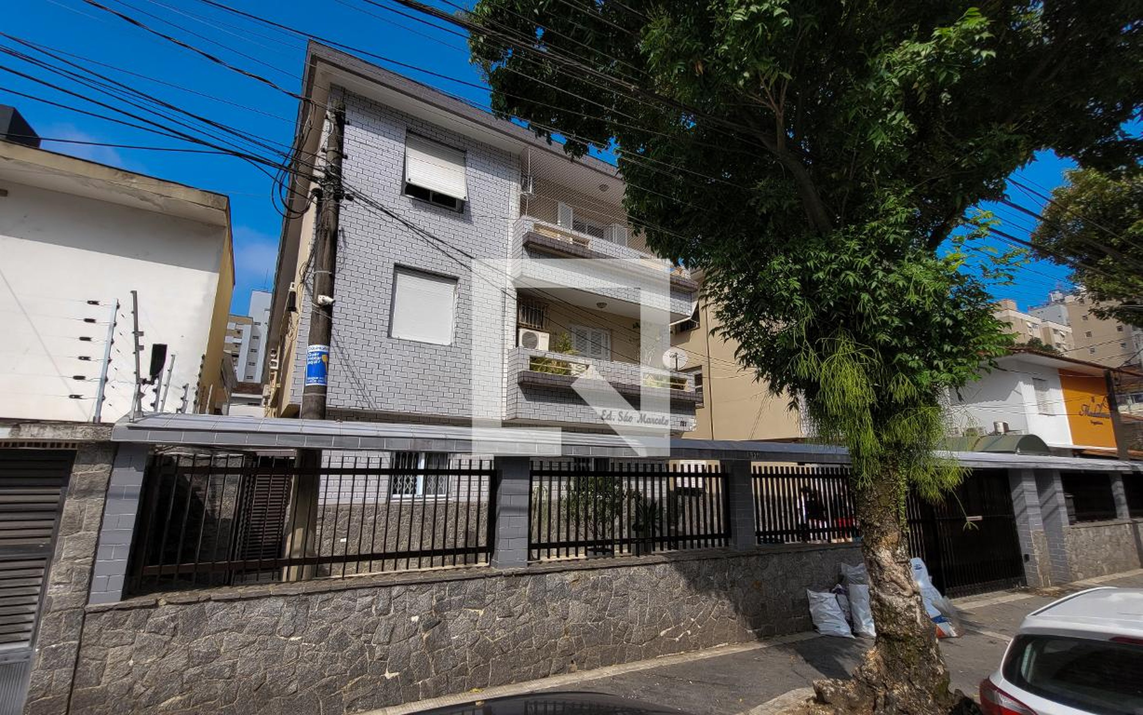 Fachada Condomínio em Rua Vahia de Abreu, 135