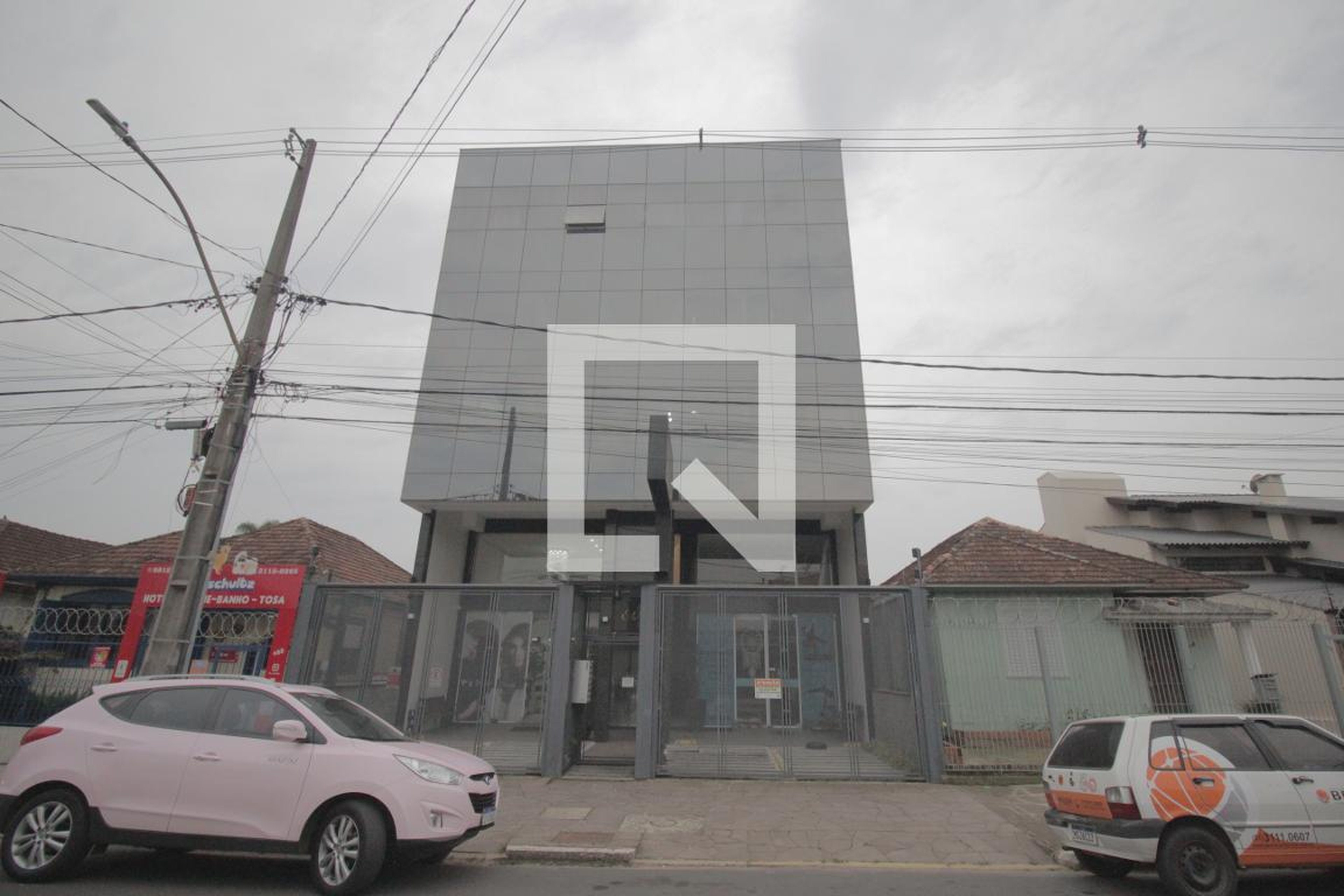 Fachada do Prédio Condomínio em Rua Abaeté, 175