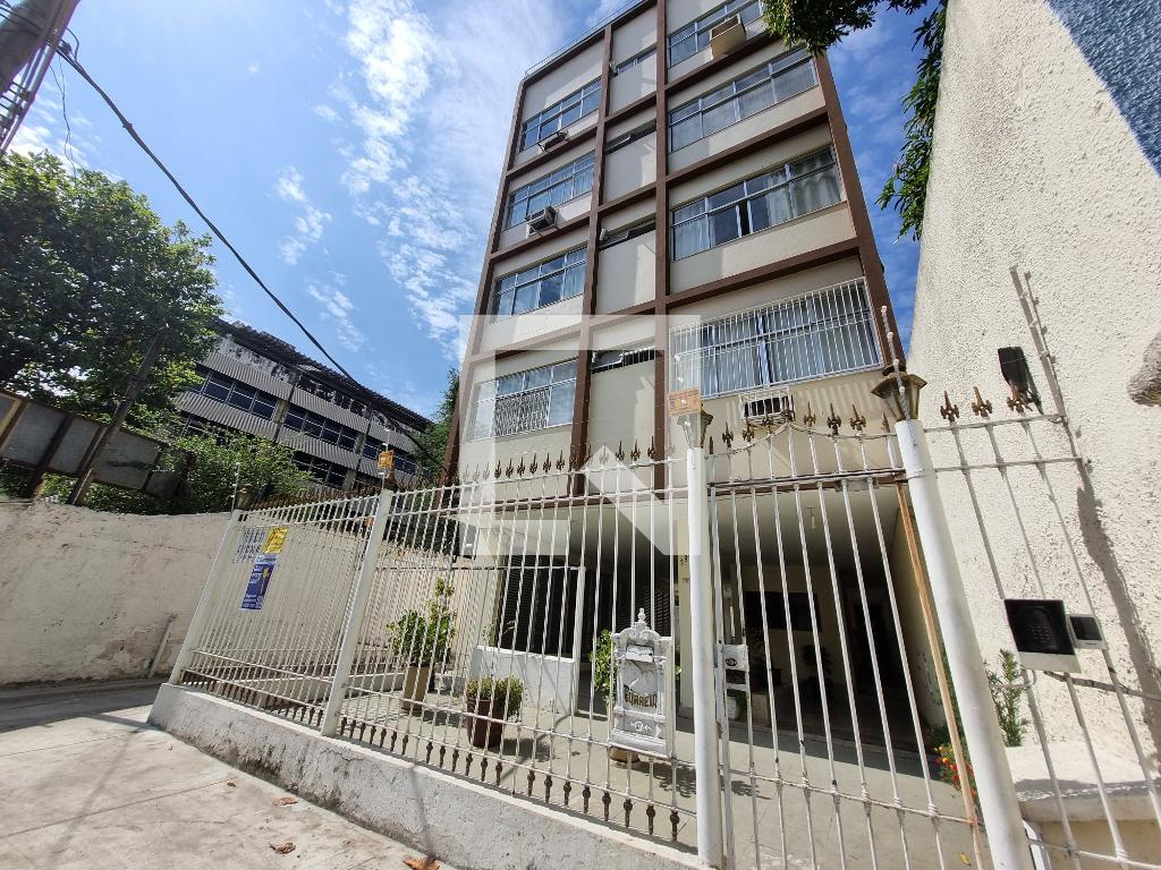 Fachada do Prédio Edifício La Paloma