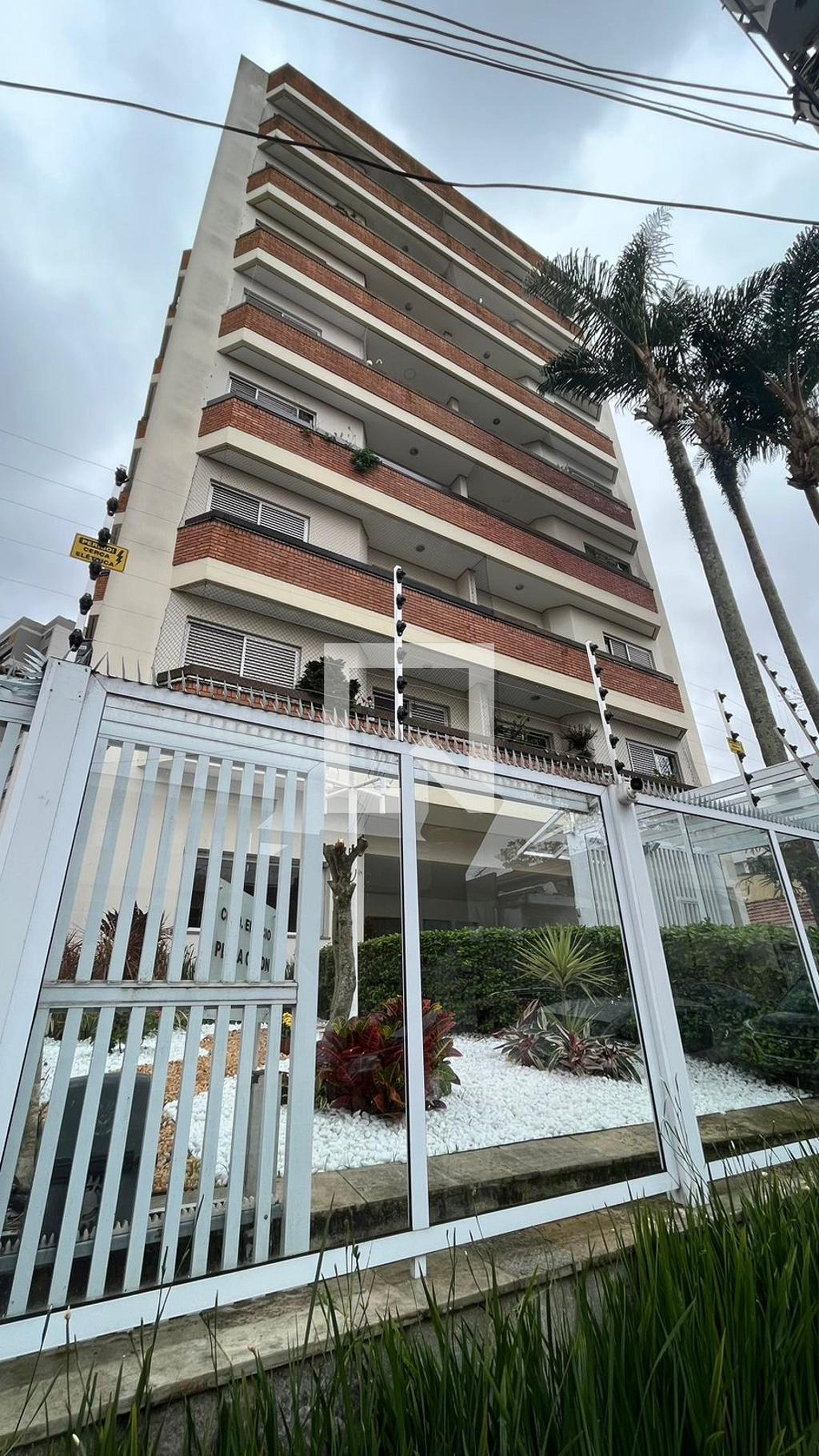 Fachada Condomínio Plaza Colon