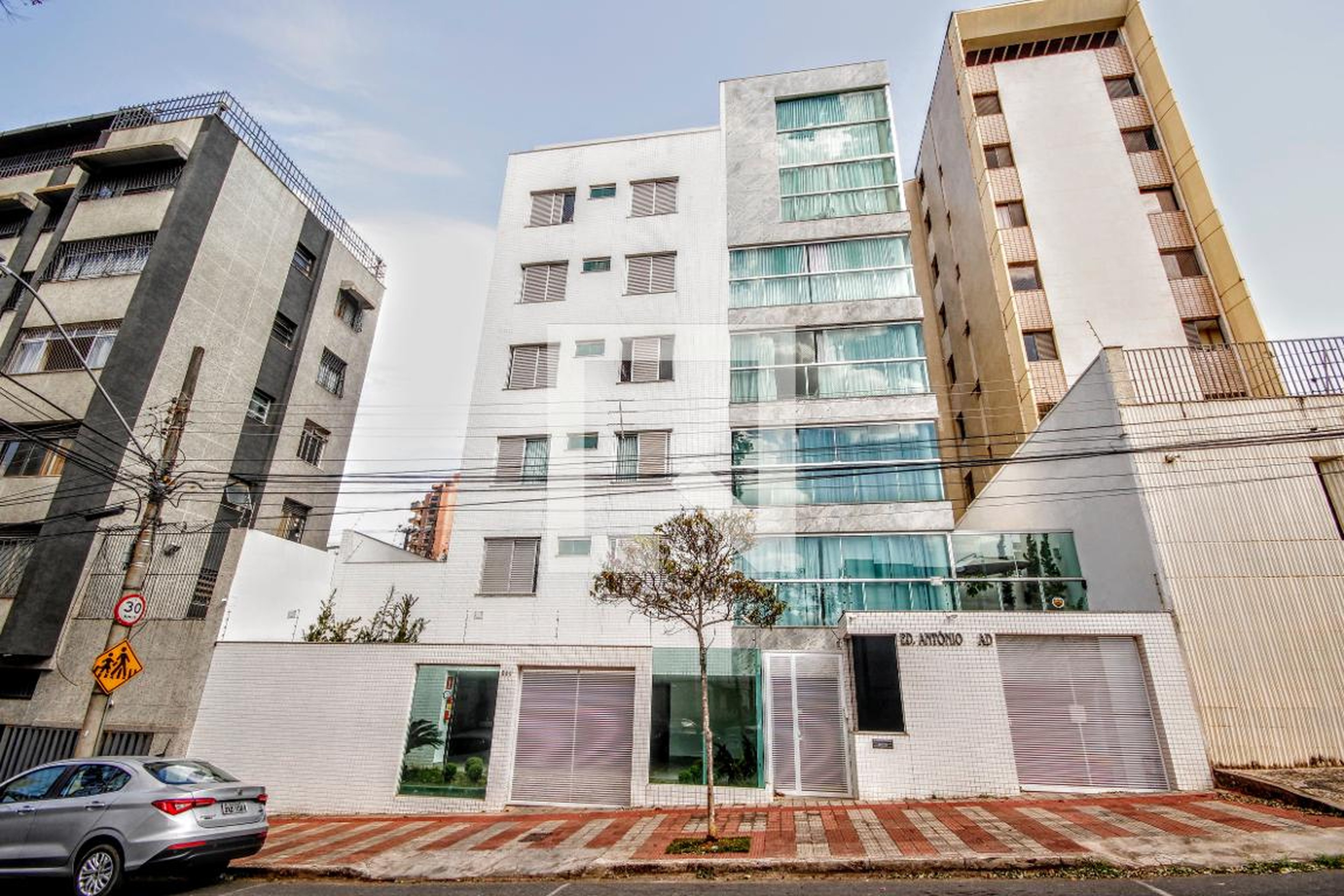 Fachada Edifício Antônio Auad