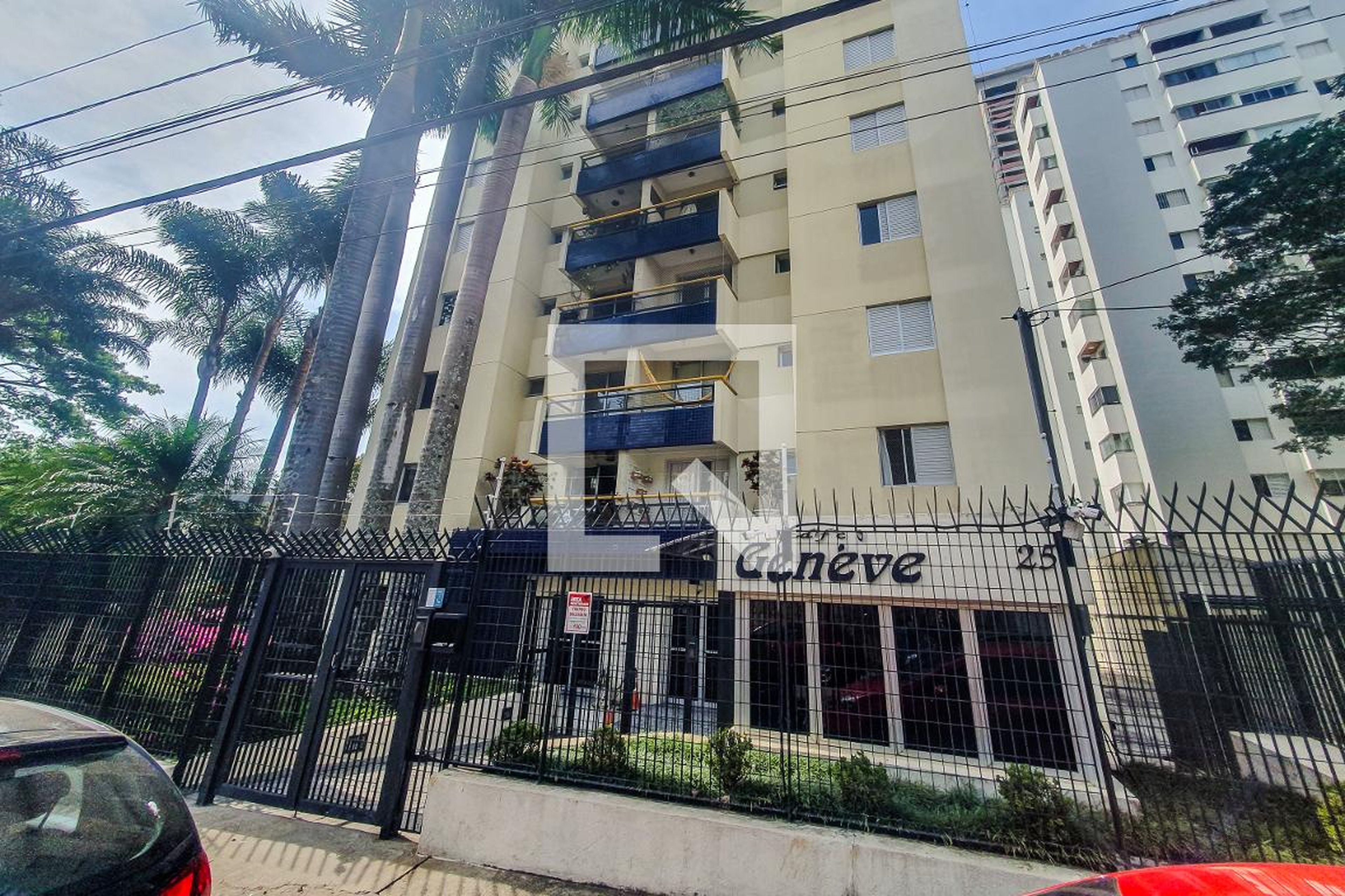 Fachada do Prédio Condomínio Geneve
