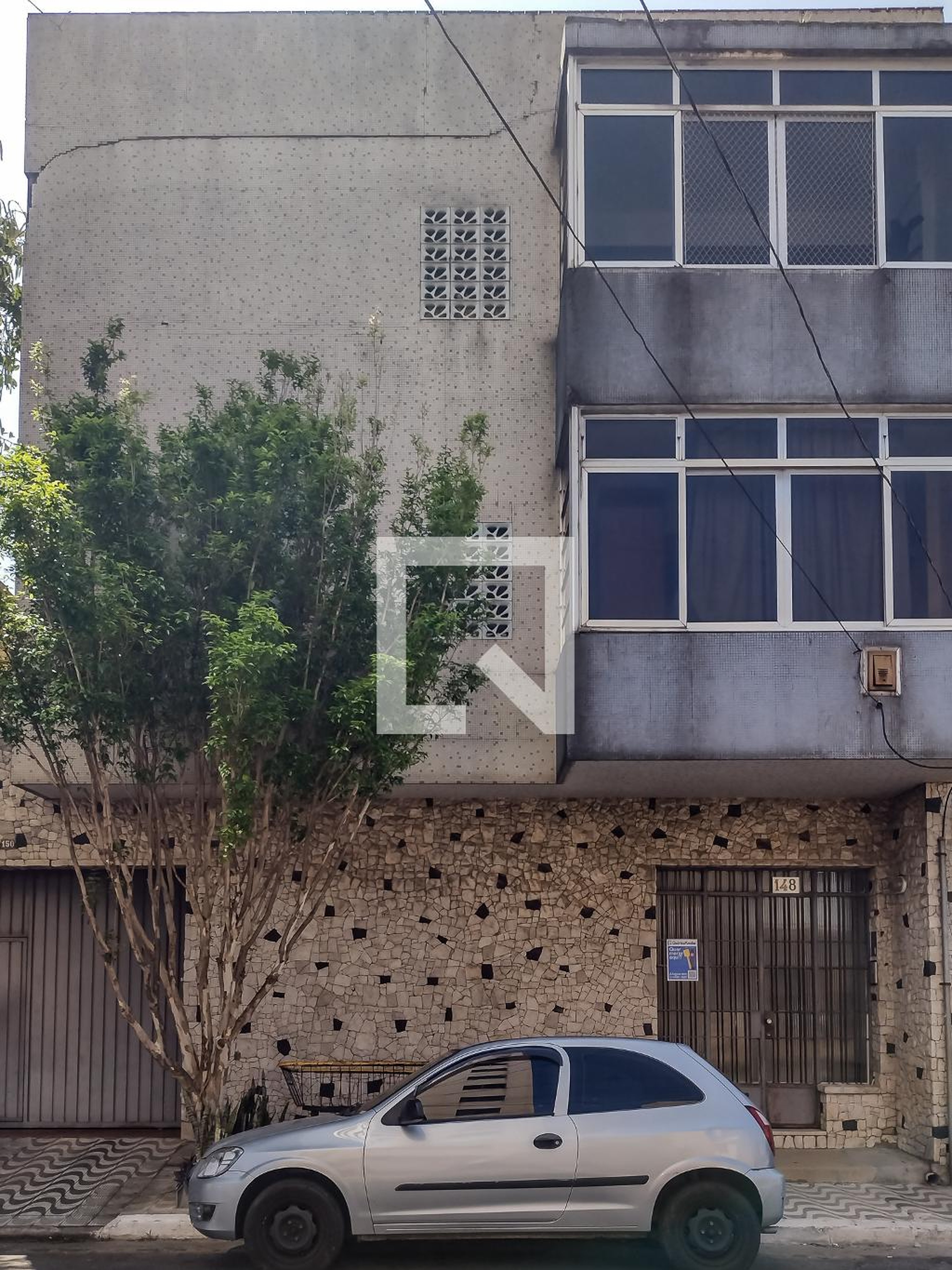 Fachada Condomínio em Rua Nova Prata, 148