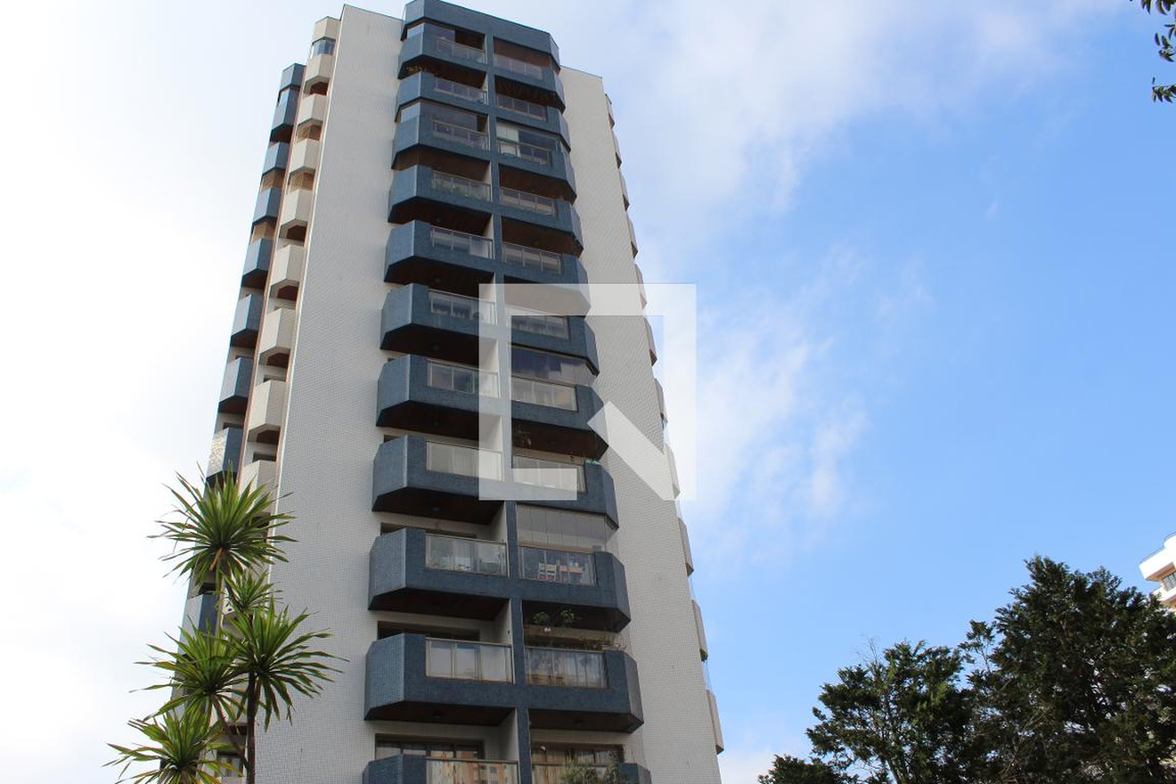 Fachada do Prédio Condomínio Mahogany