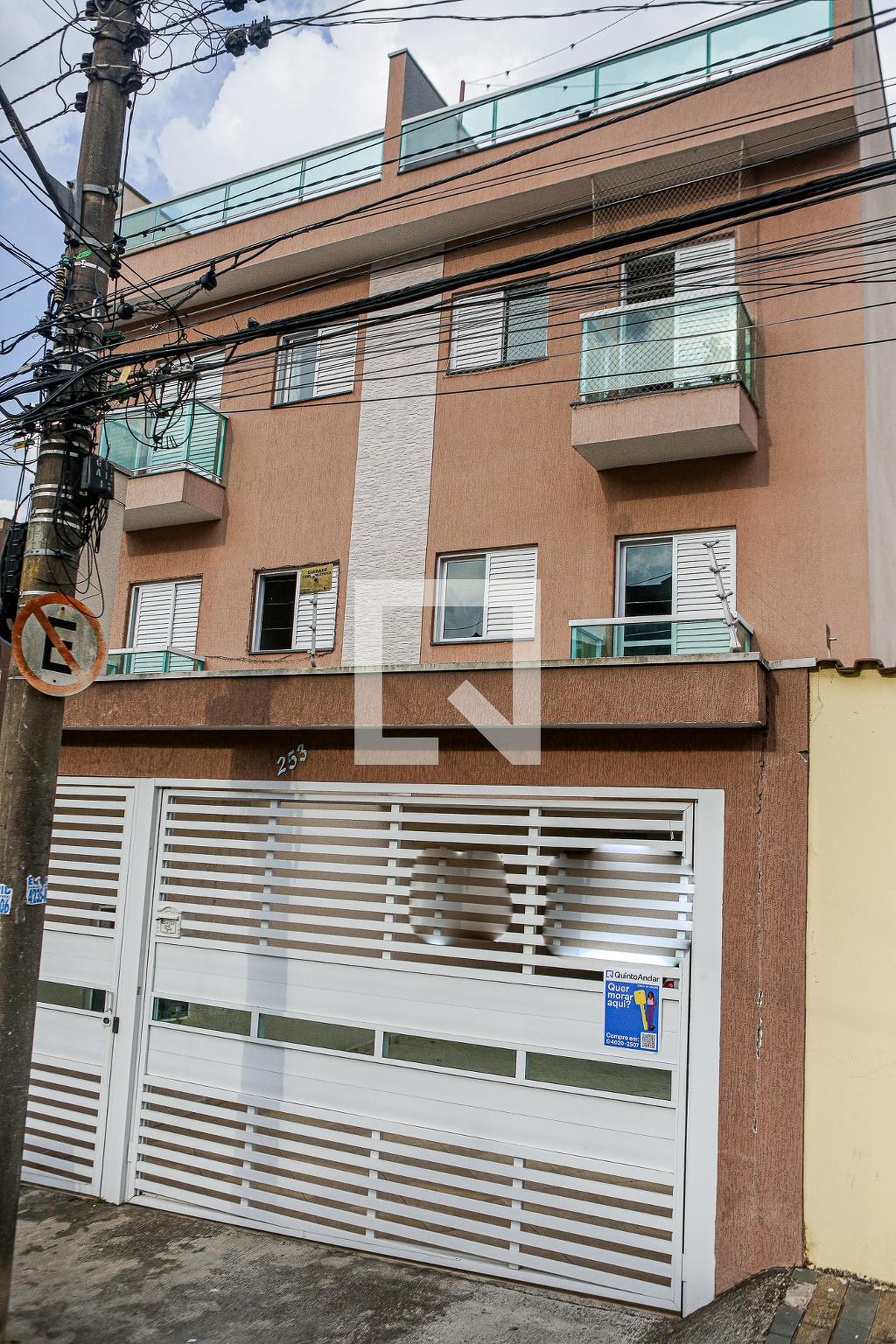 Fachada Condomínio em Rua Itajubá, 253