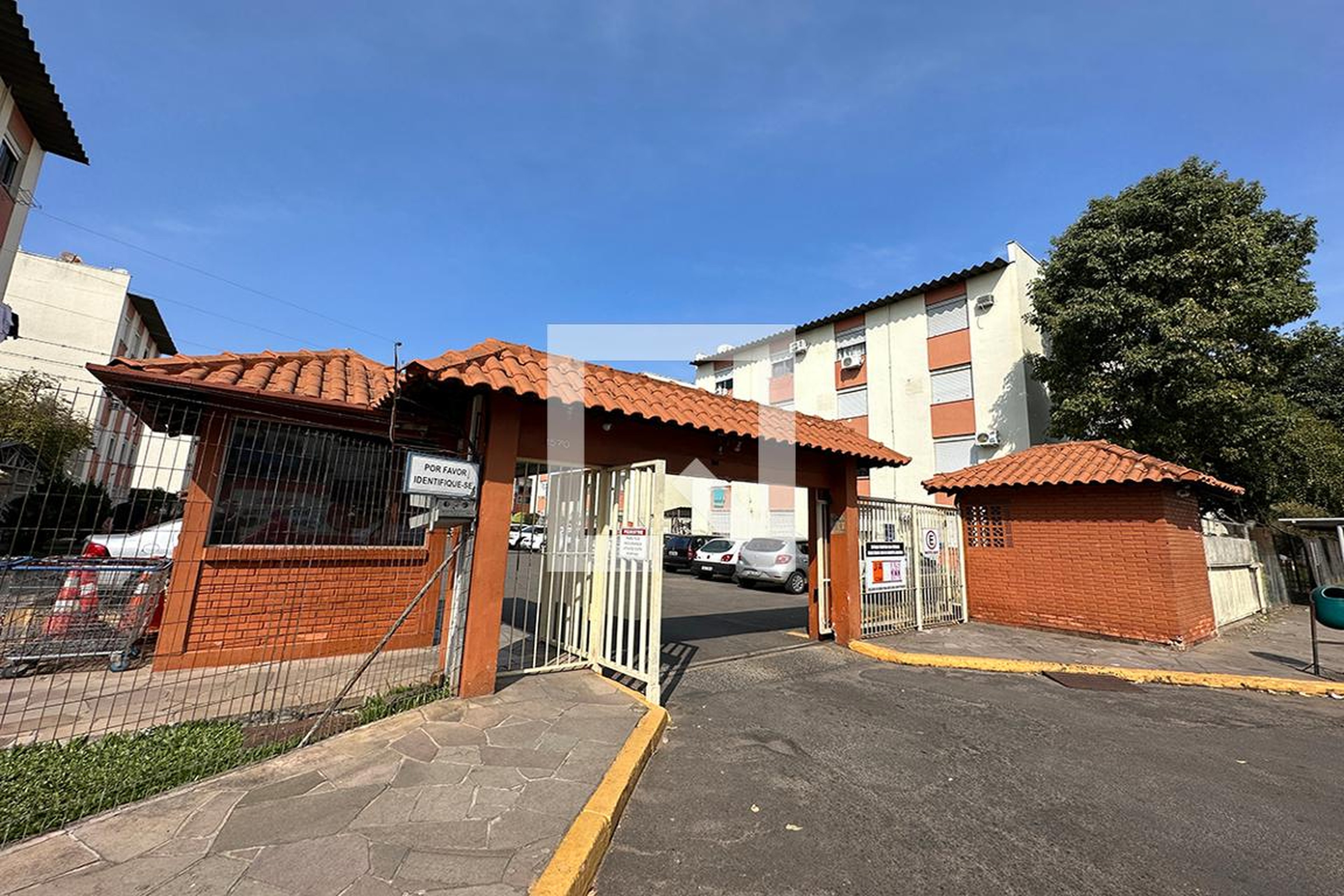 Fachada do Condomínio Condomínio São Miguel