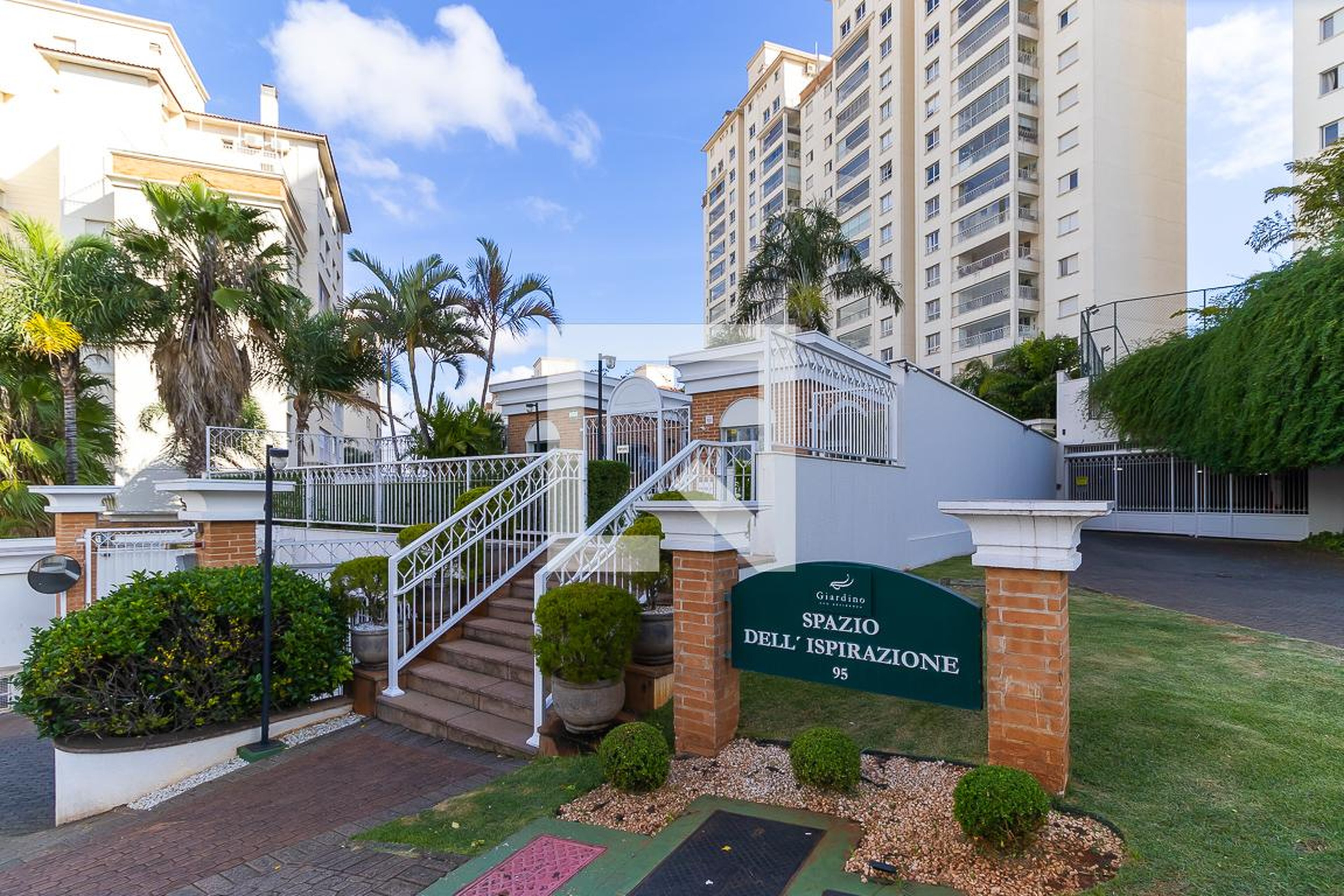 Fachada Condomínio Giardino