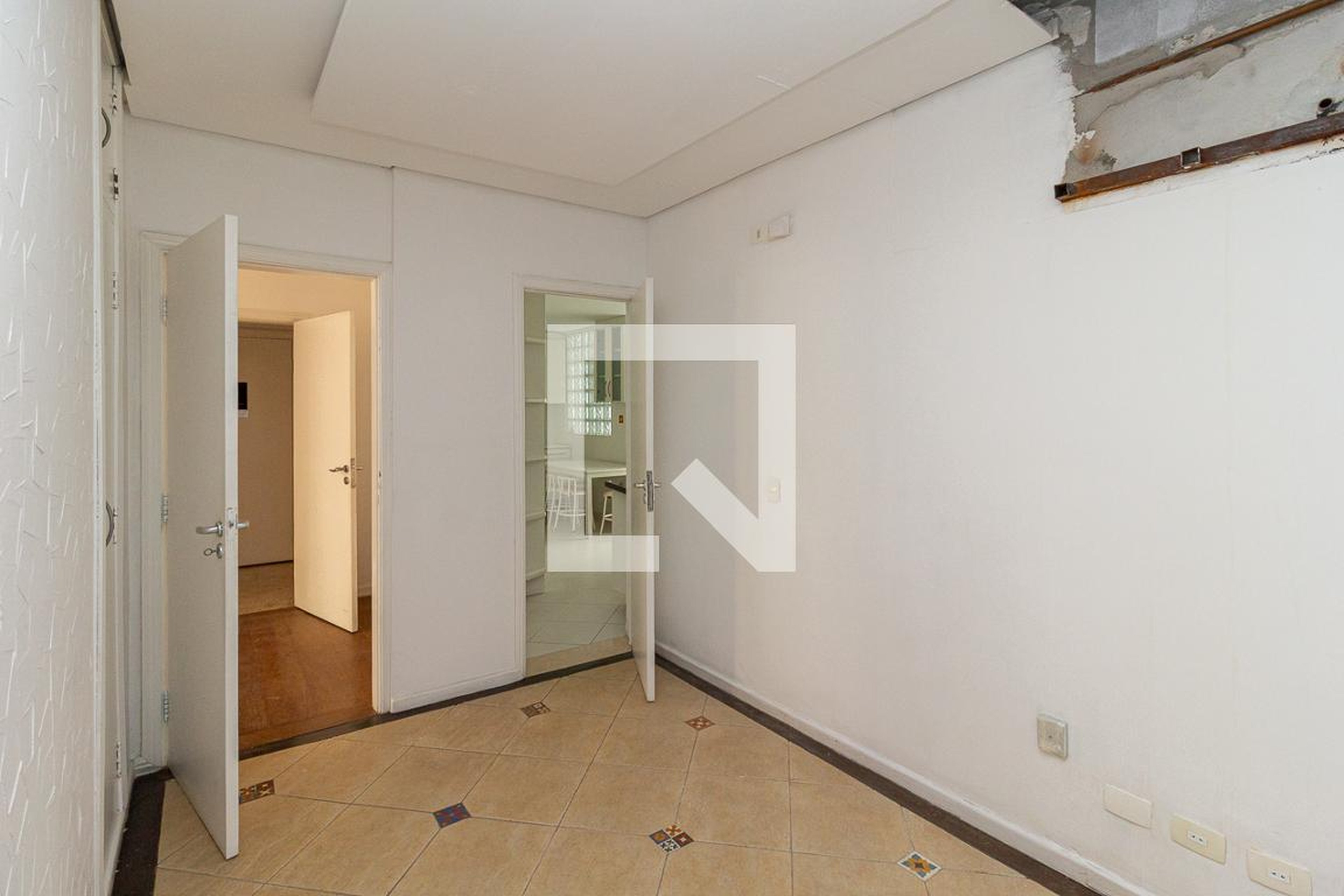 Hall de entrada - Ouro Negro