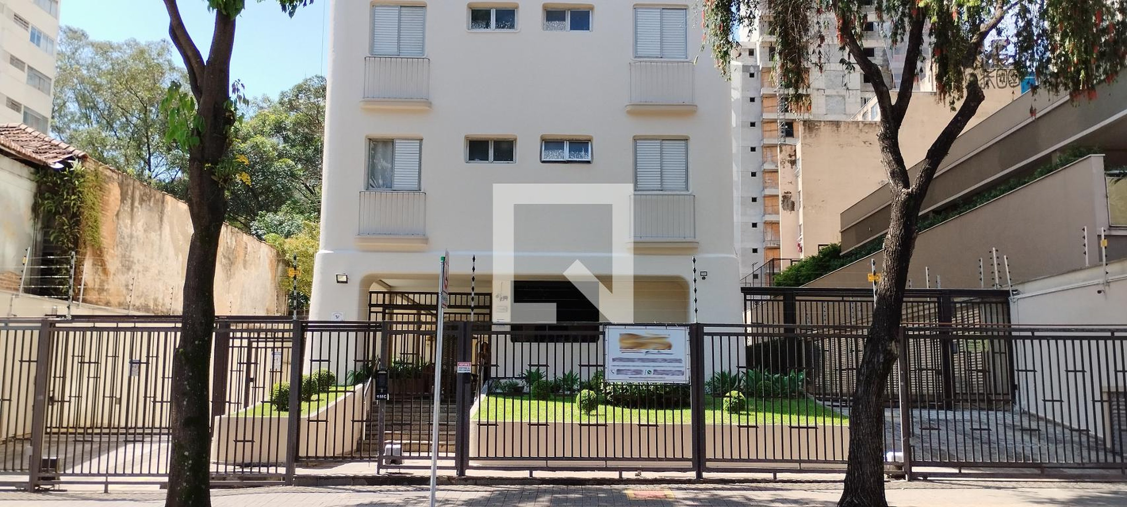 Fachada do Prédio Condomínio Piazza Alberone