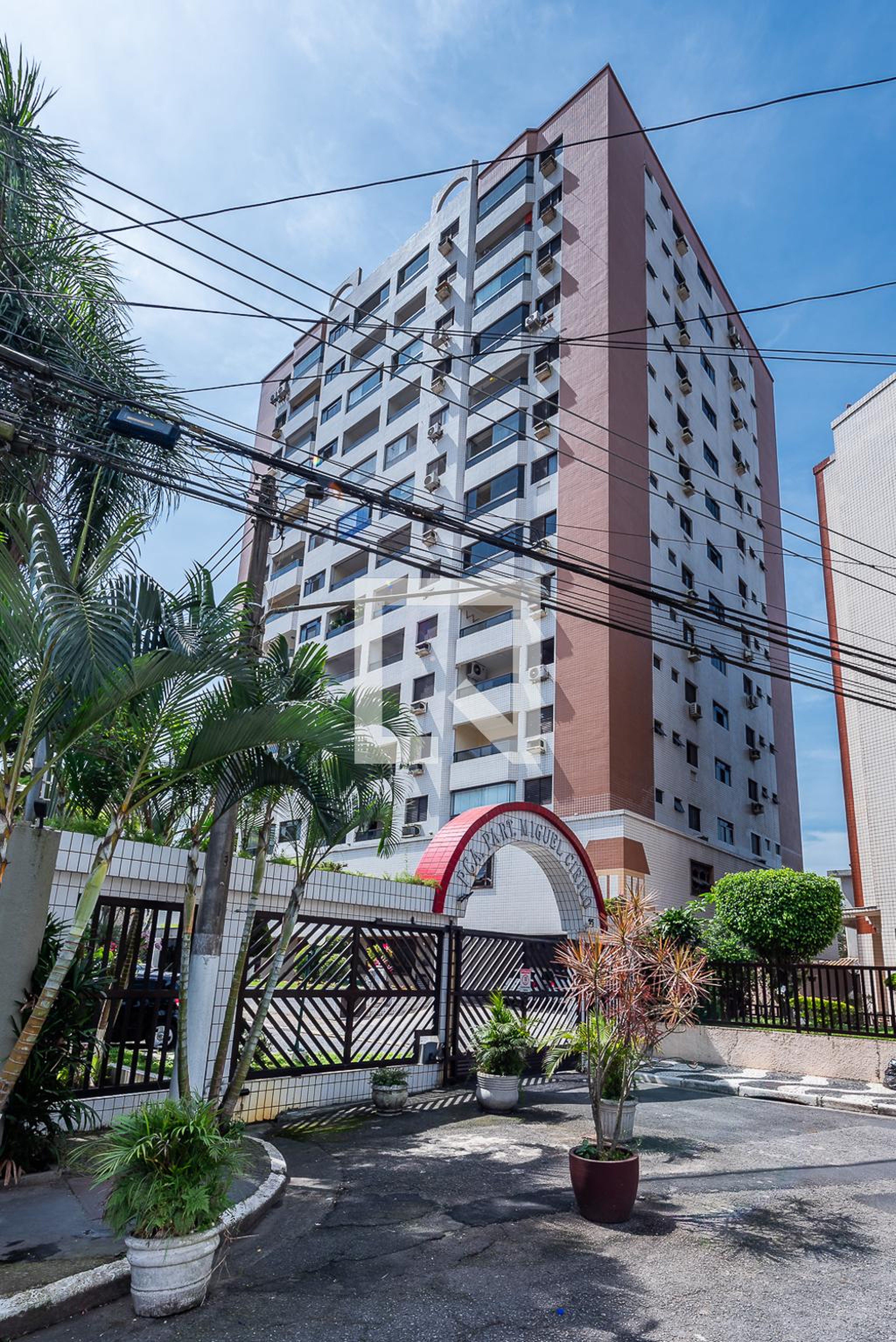 Fachada Condomínio Sweet-Home Residence