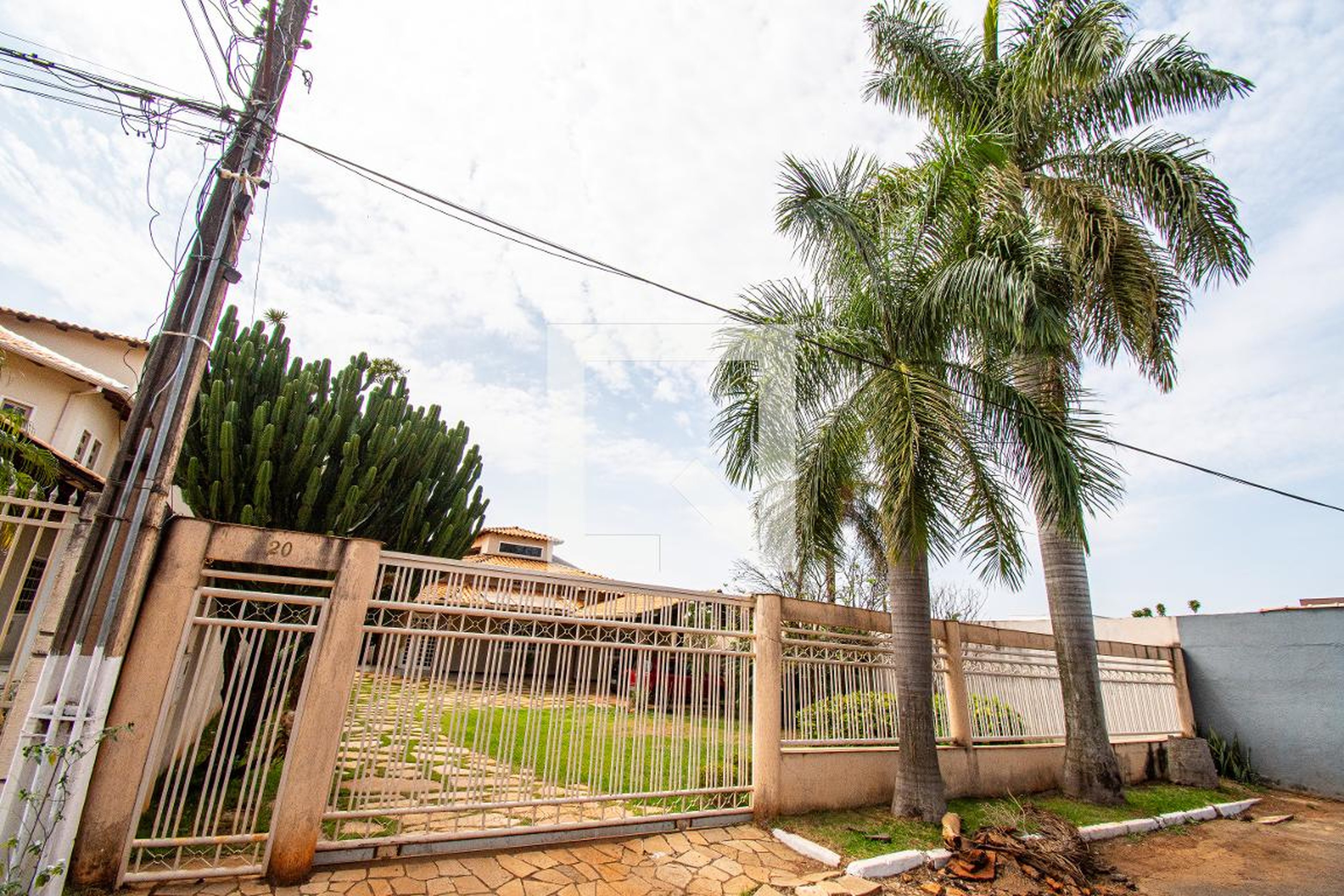 Fachada Condomínio em Rua 8 Cond.230 Entrada B Casa 20 V.p. Brasilia, 20