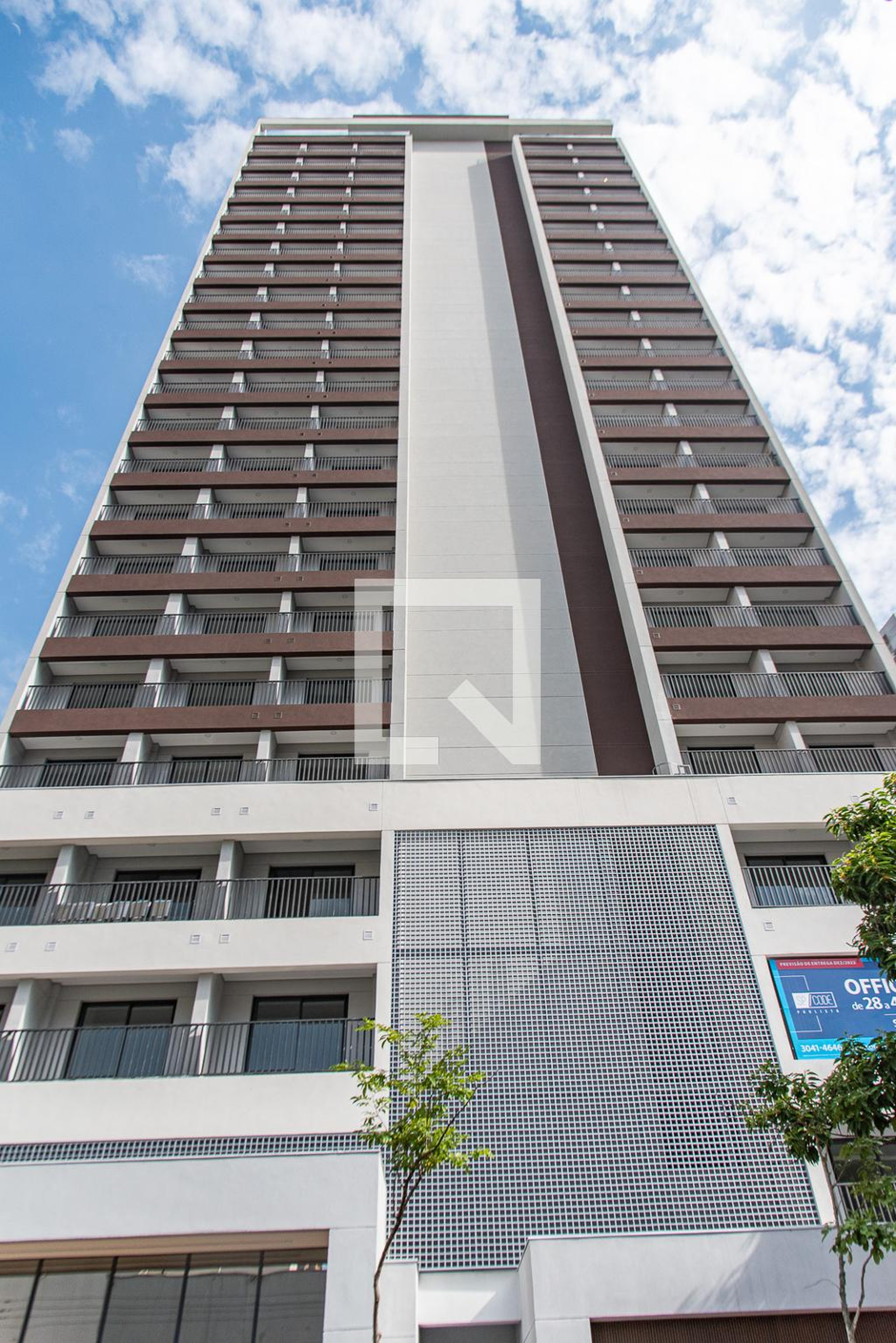 Fachada Condomínio em Rua Correia Dias, 73/93