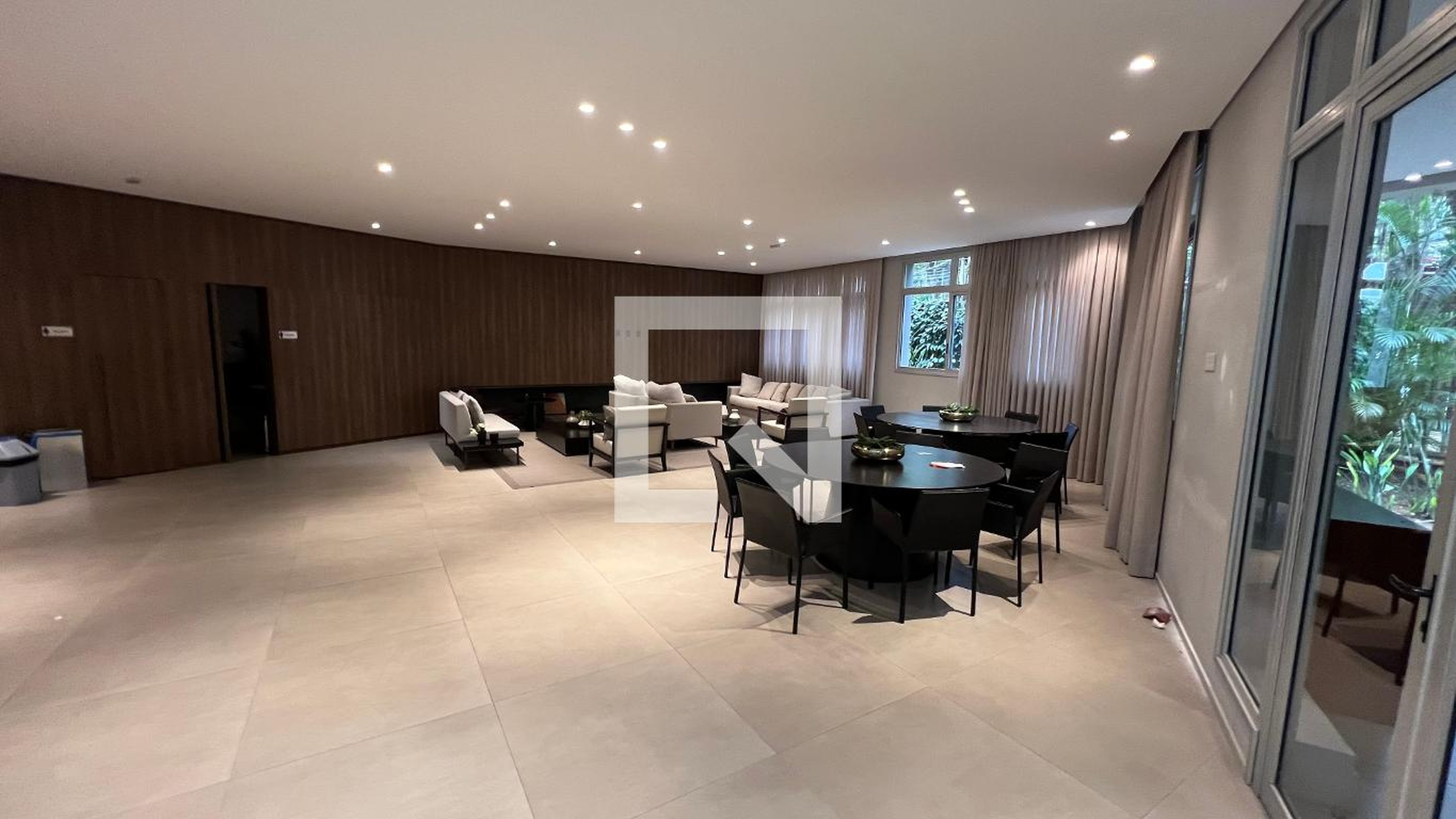 Salão de festa - Paris824