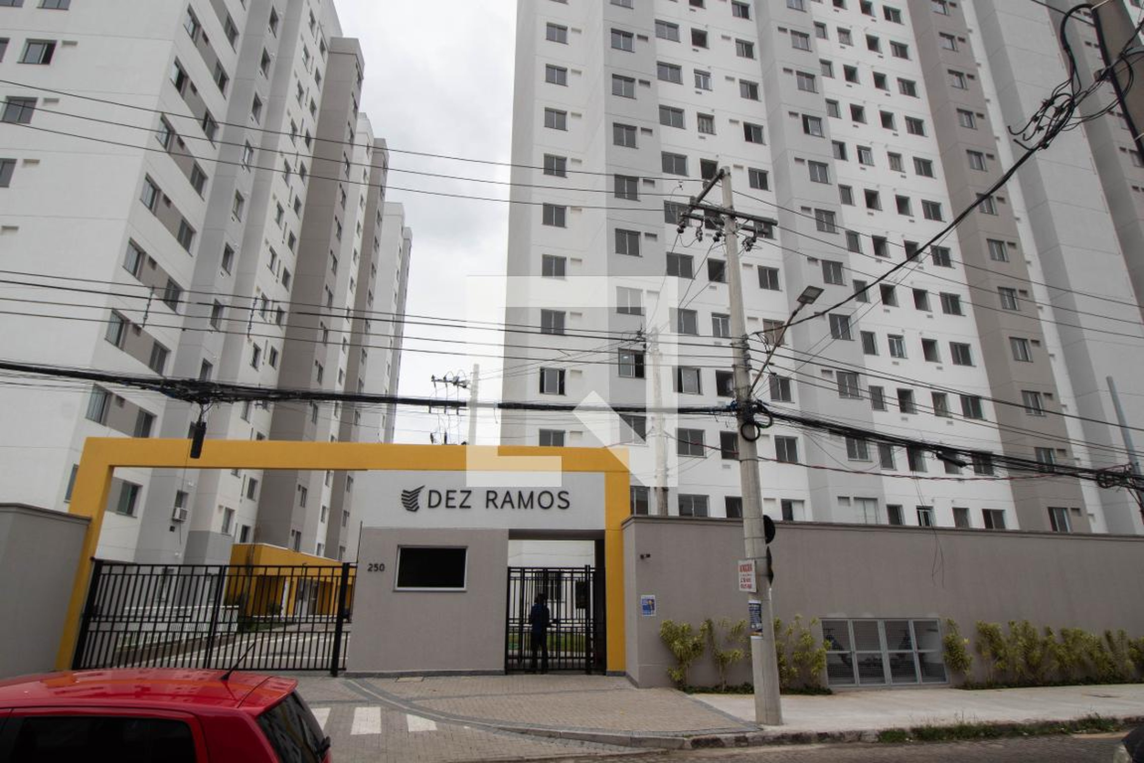 Fachada Condomínio em Rua da Regeneração, 450