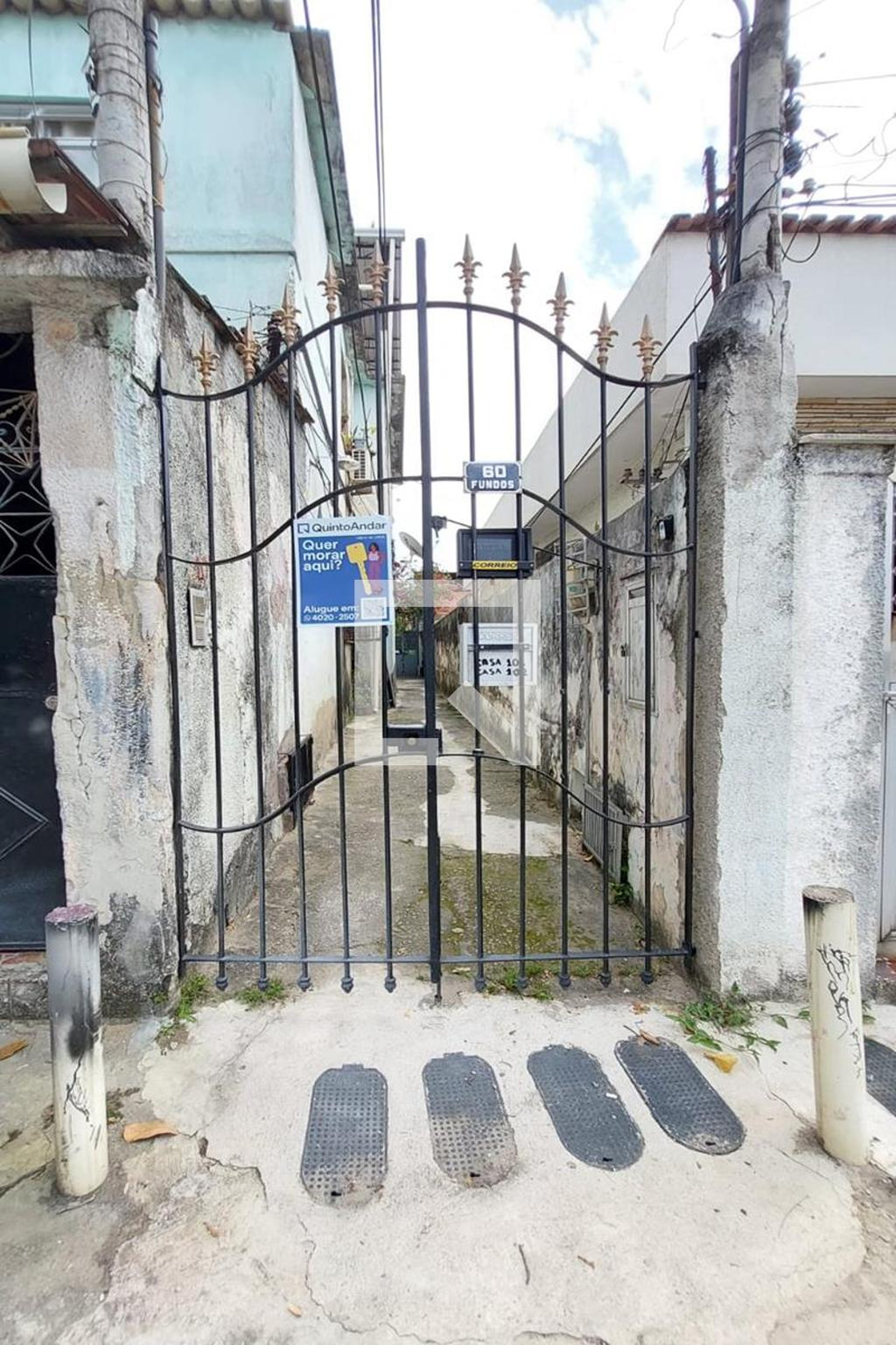 FACHADA Condomínio em Rua Doutor Leal, 60