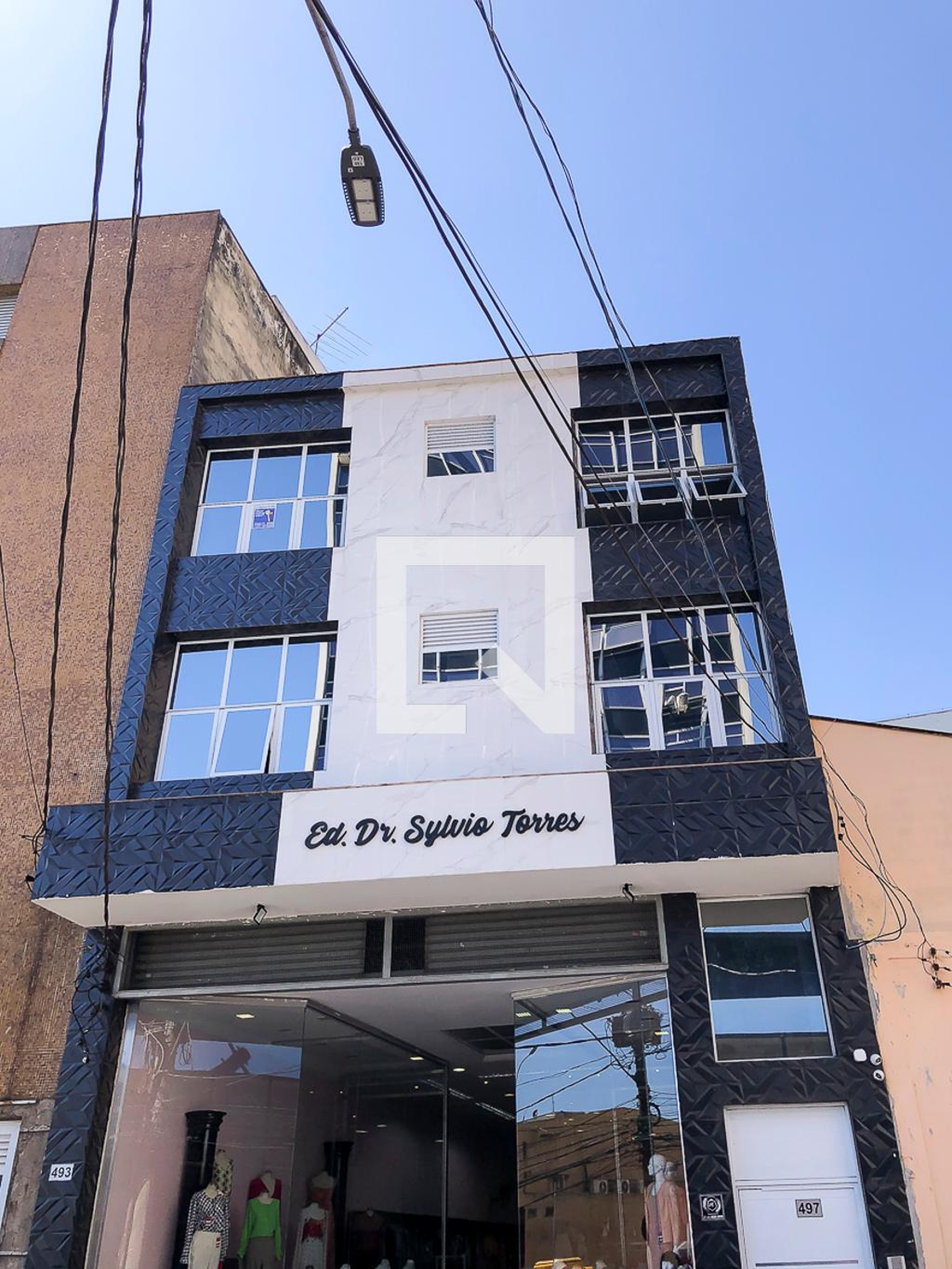 Fachada do Prédio Condomínio em Rua Manoel Coelho, 497