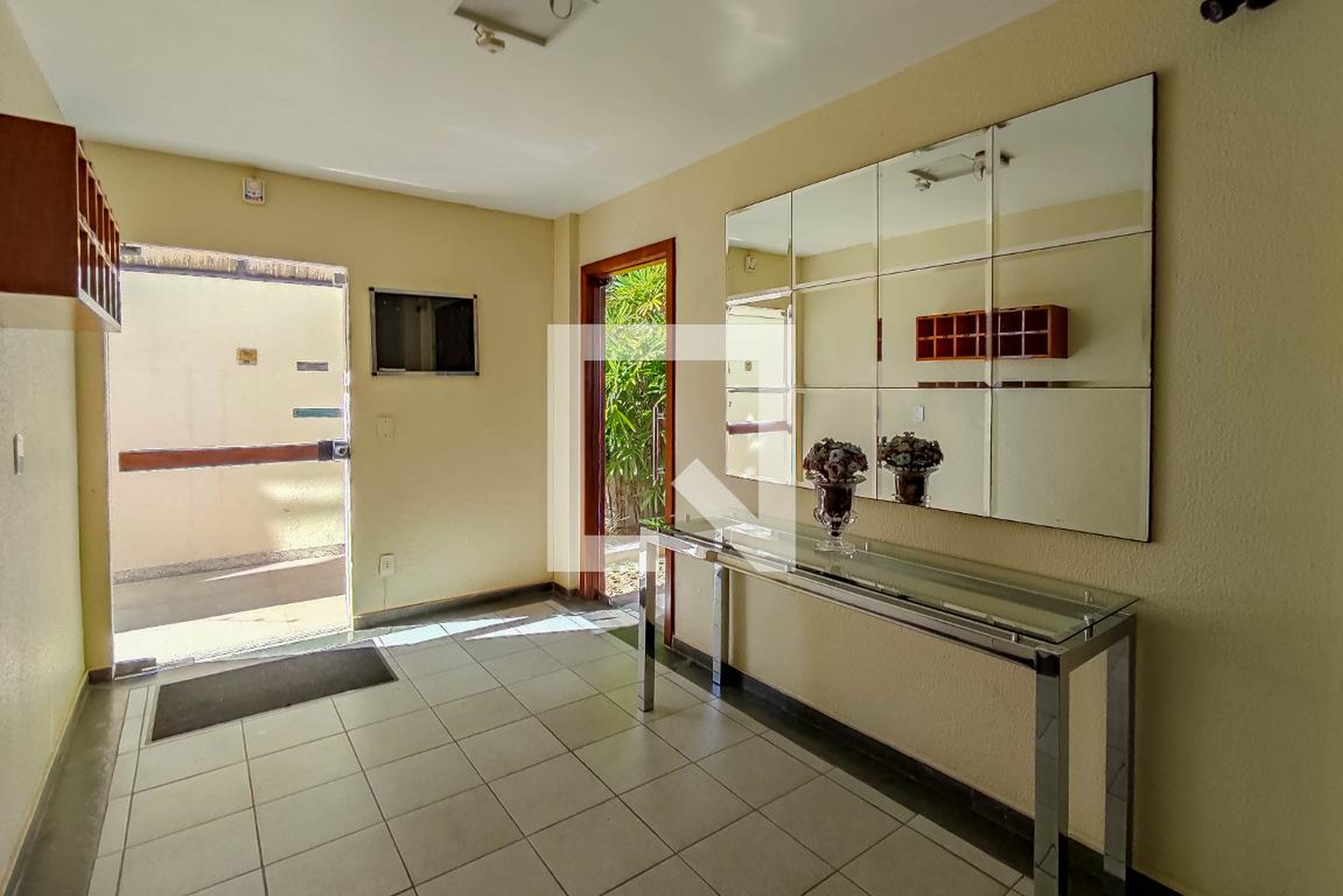 Hall de Entrada - Residencial Málaga