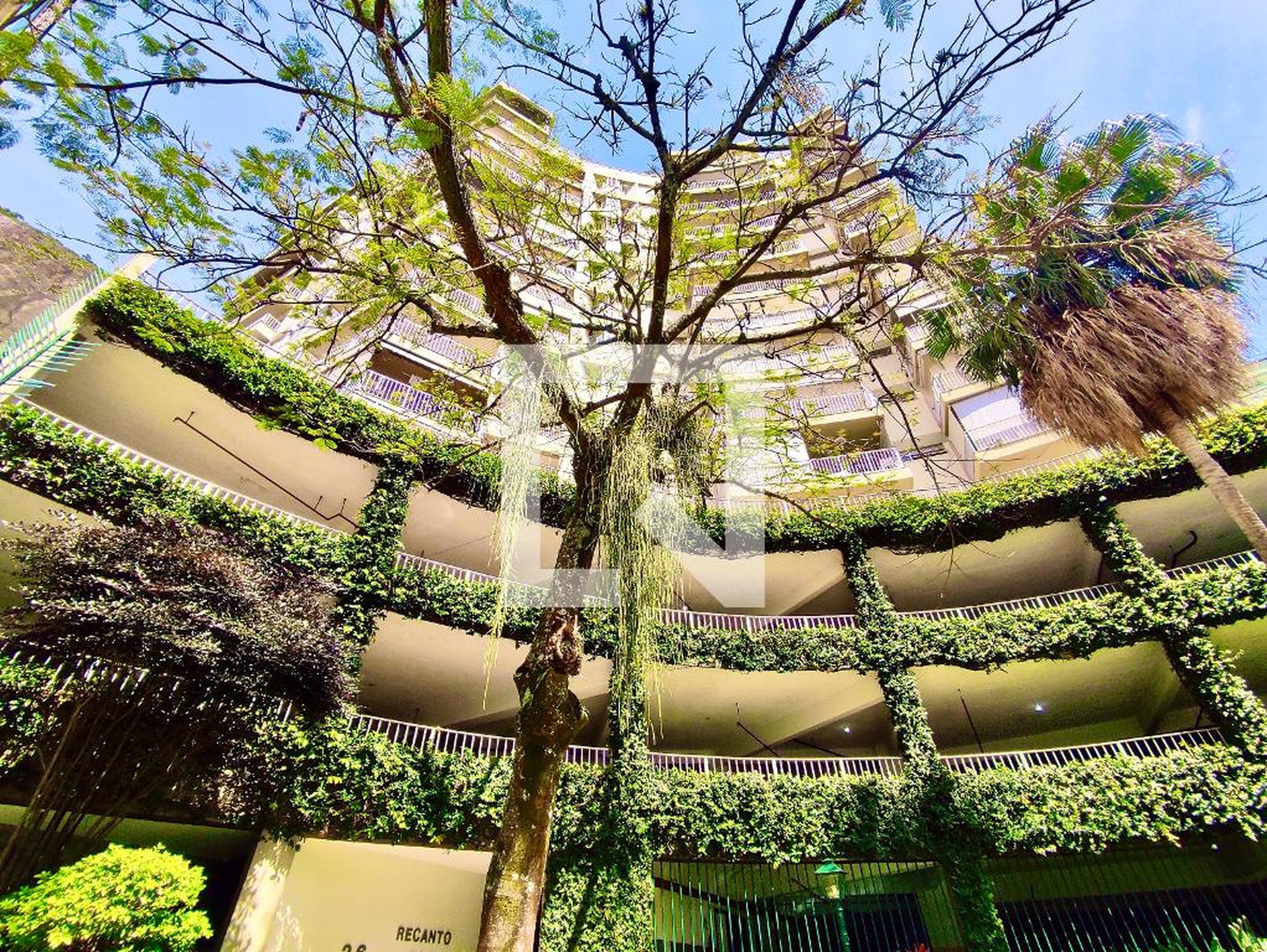 Fachada Condomínio Recanto dos Flamboyants