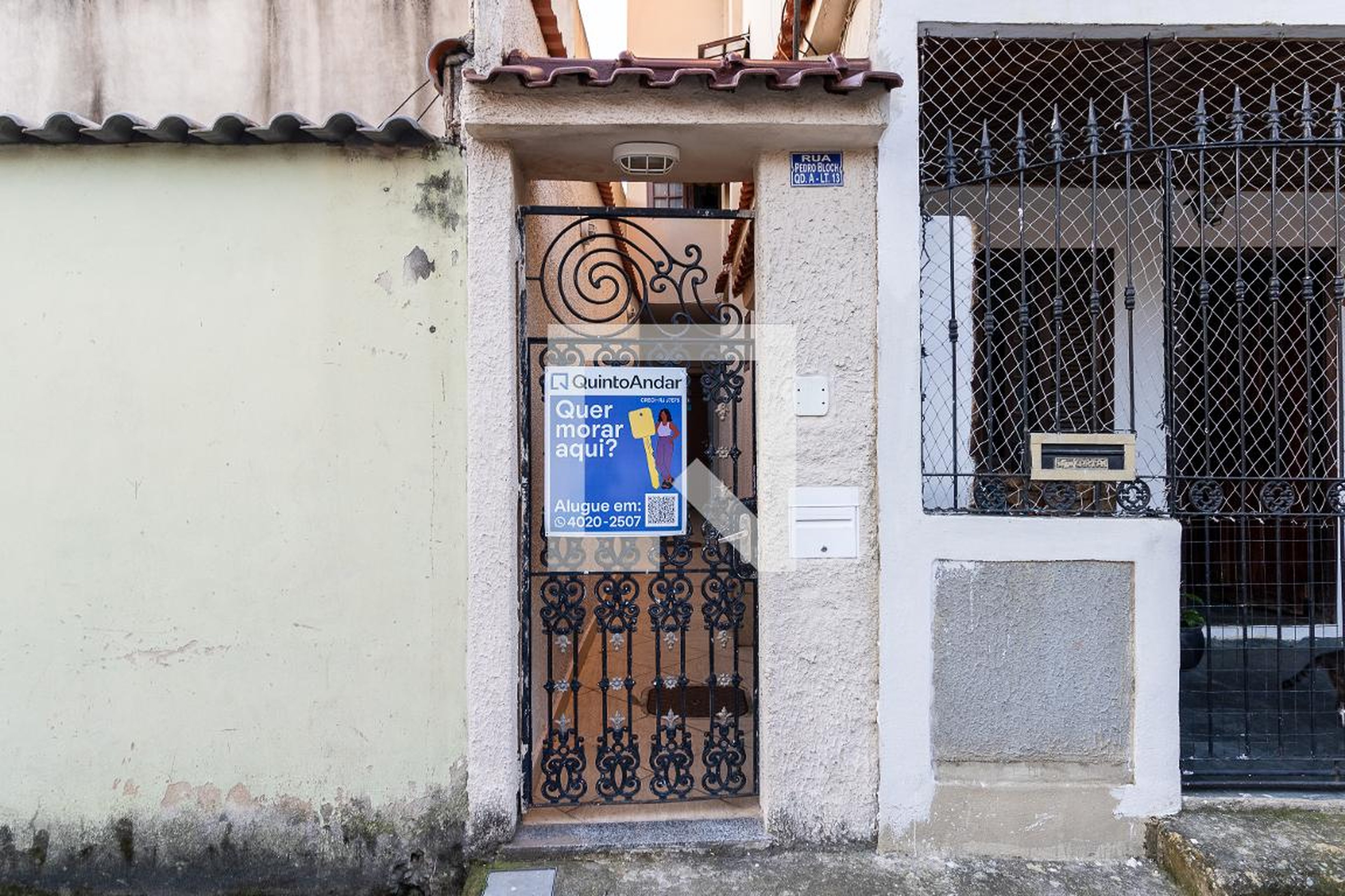 Fachada Condomínio em Rua Pedro Bloch, 13