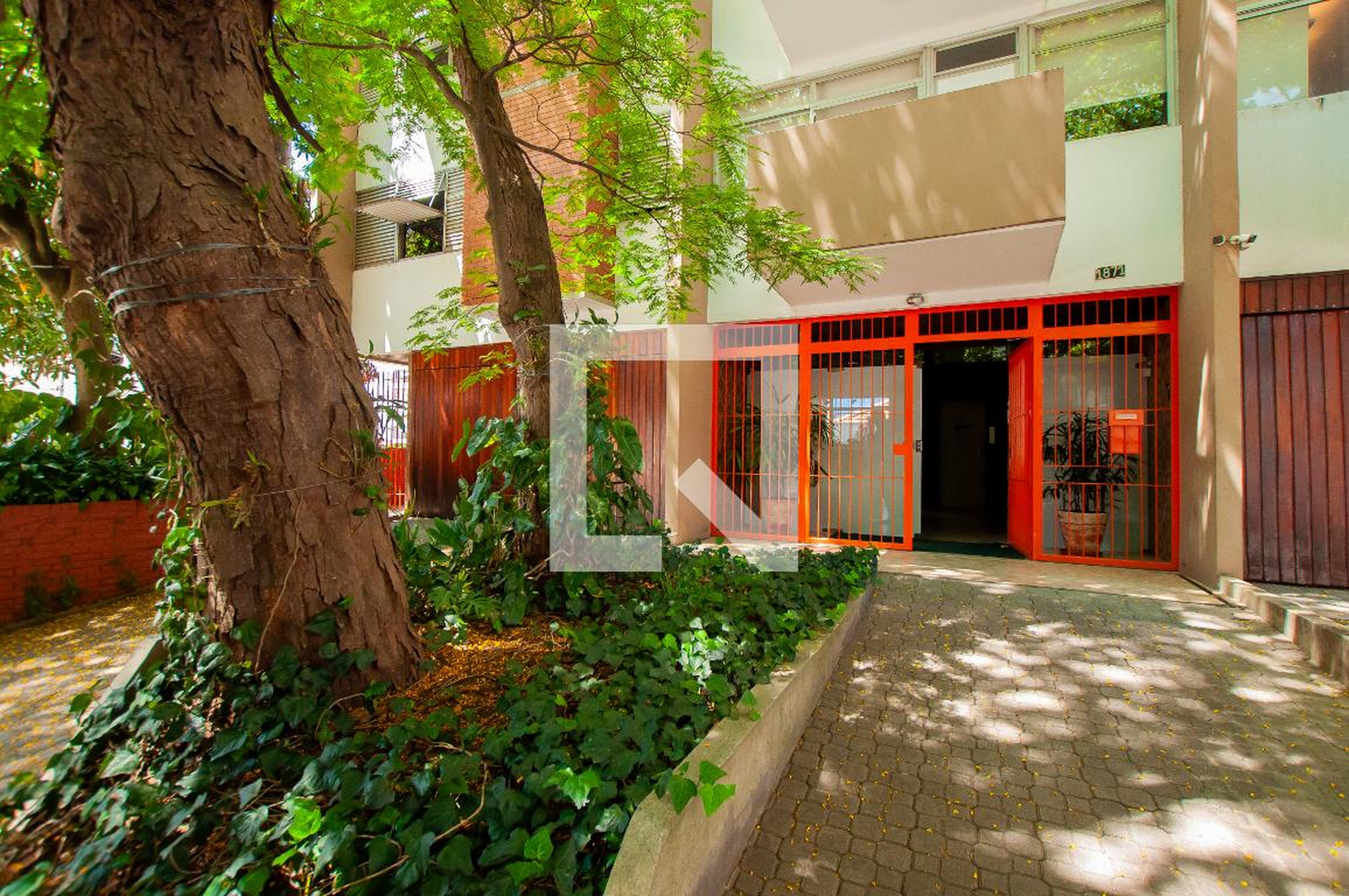 Entrada - Edifício Saint Germain