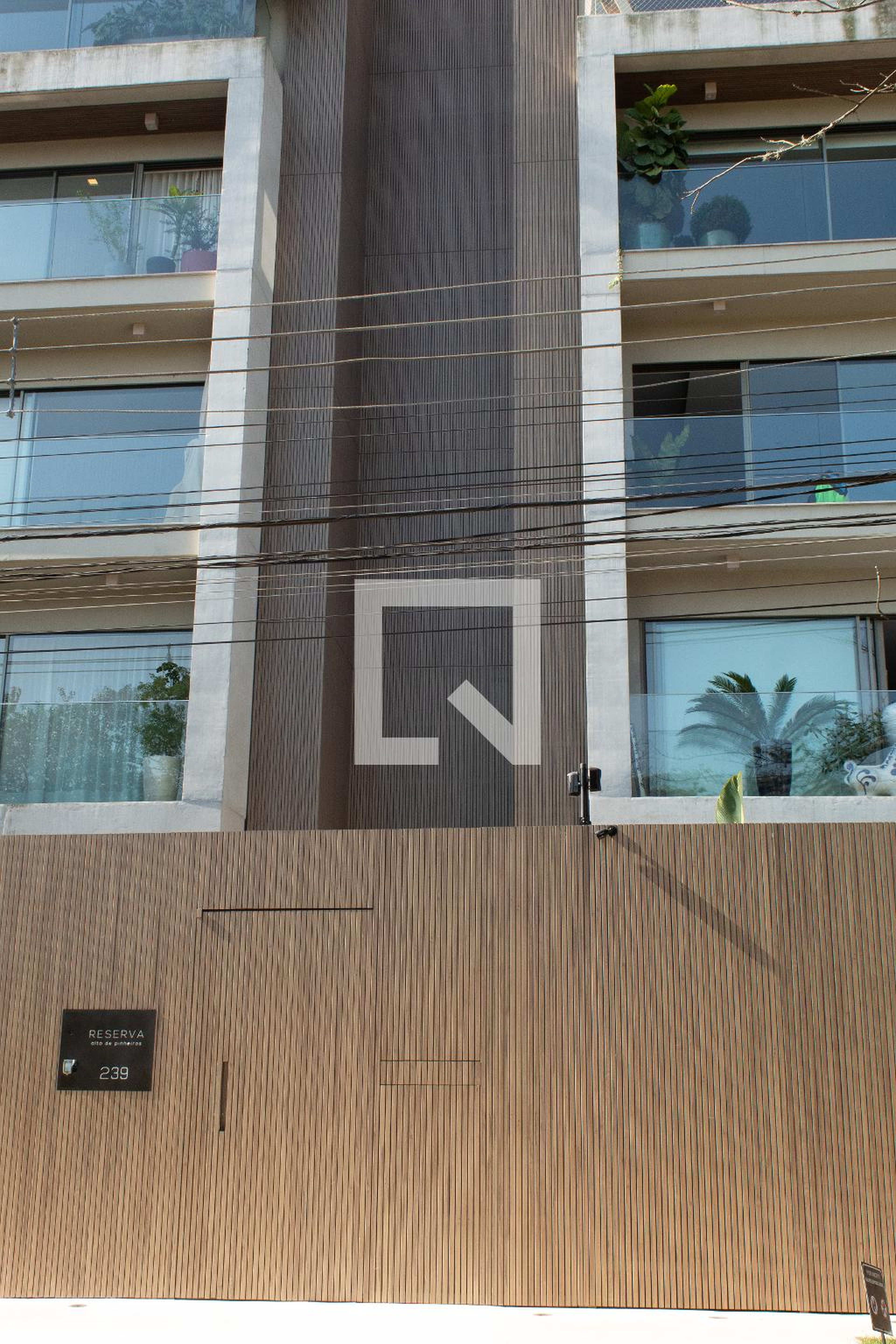 Fachada Condomínio Aroeira