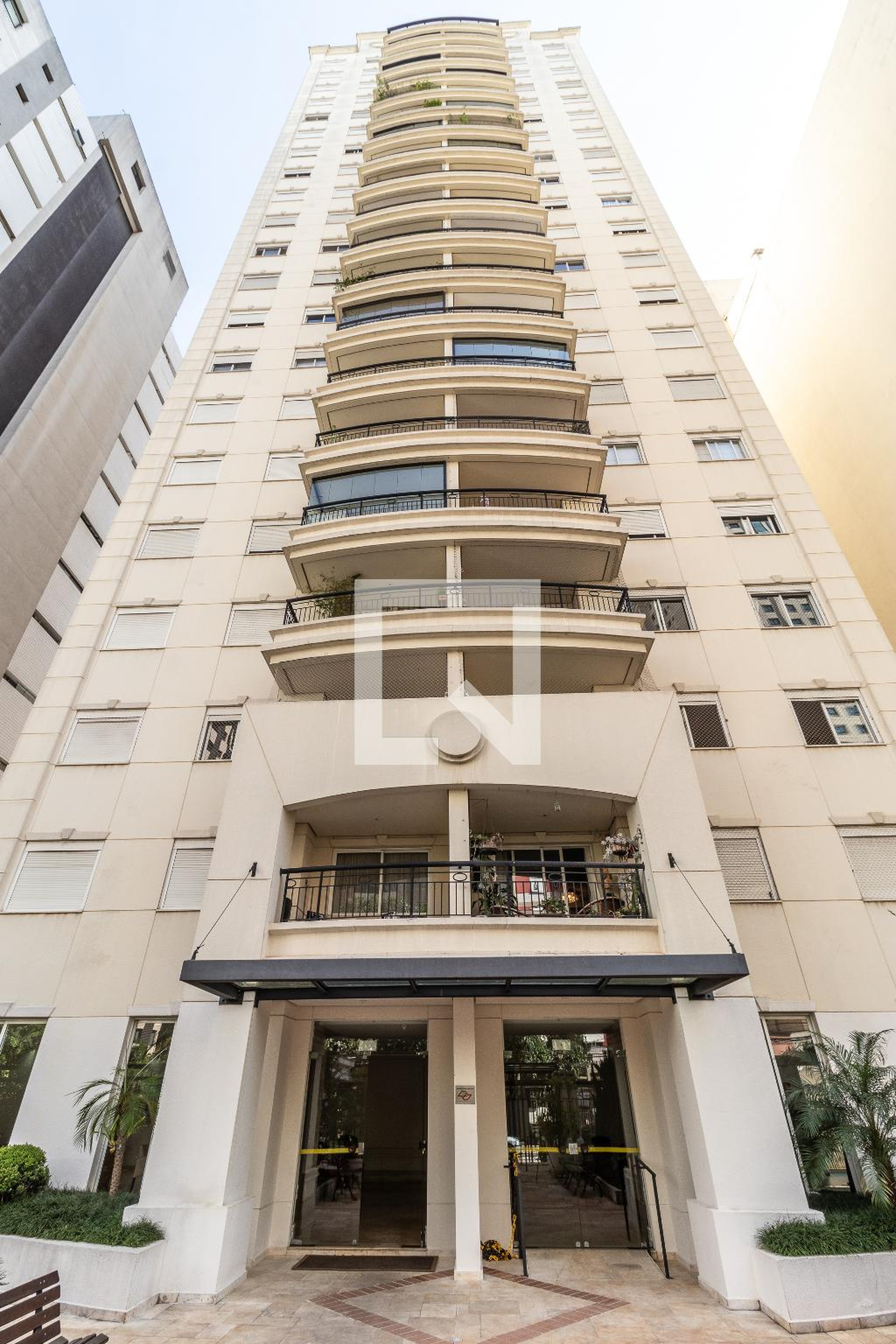 Fachada do Prédio Condomínio Palais Des Arts