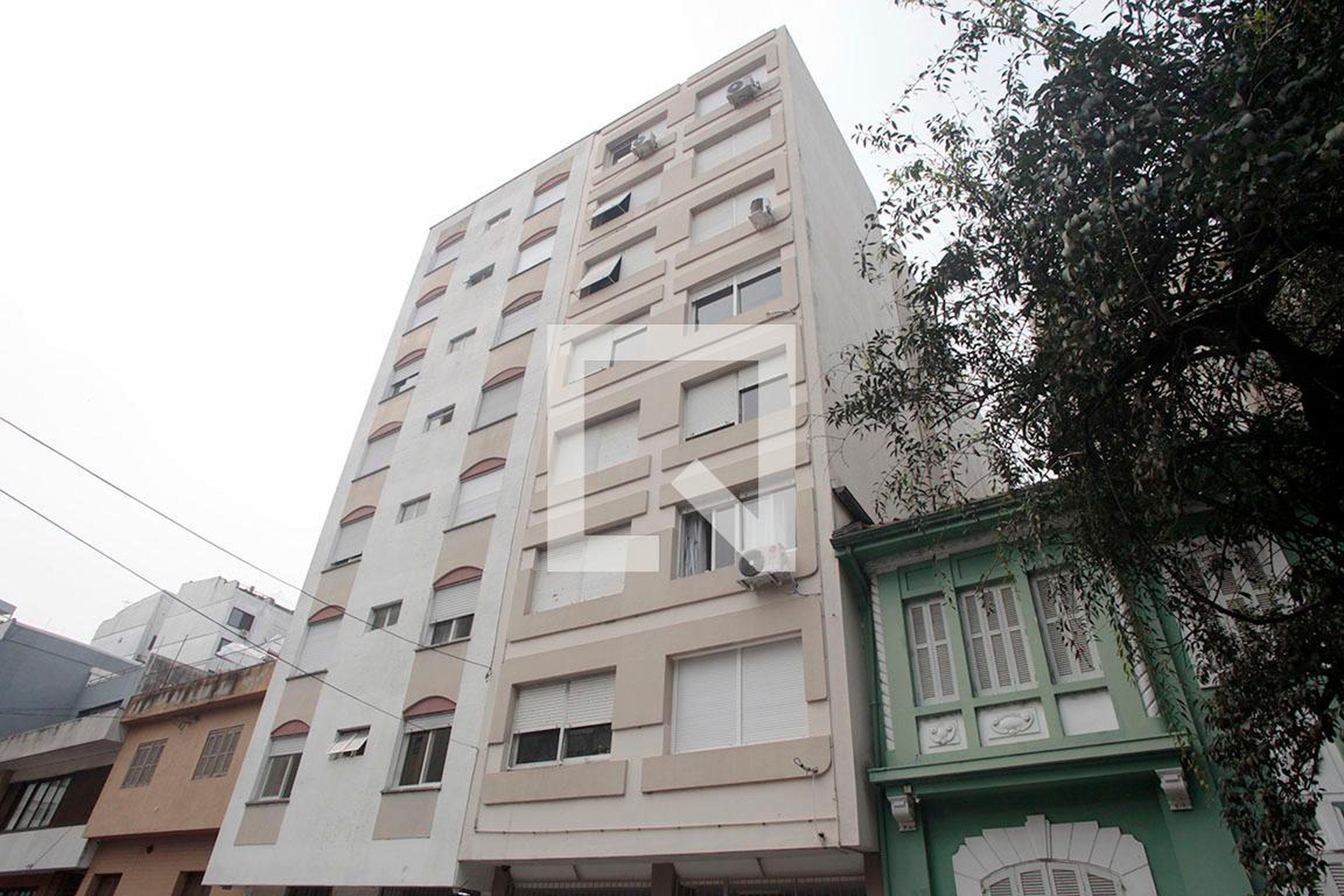 Fachada Edifício Kampala