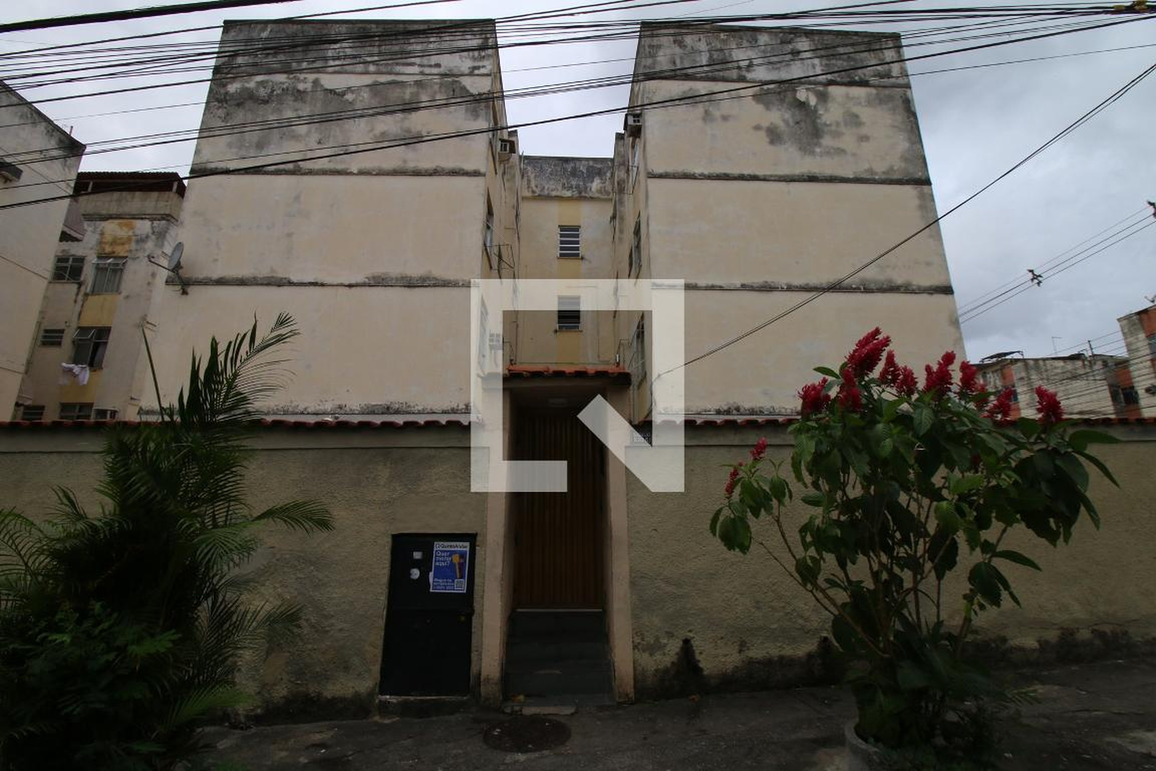 Fachada do Prédio Condomínio em Rua Álvaro Antônio Sauka, 965