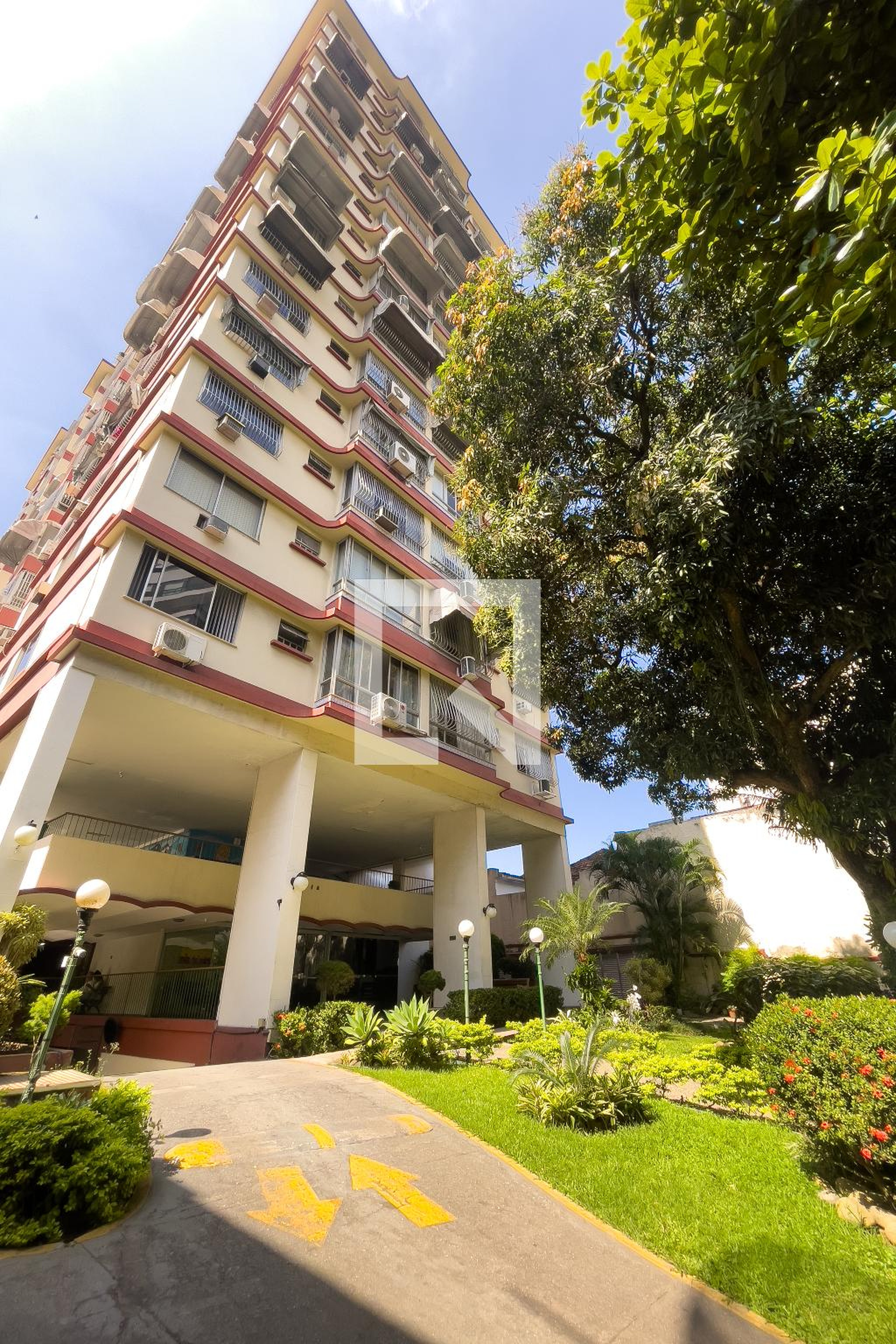 Fachada Condomínio Andréa