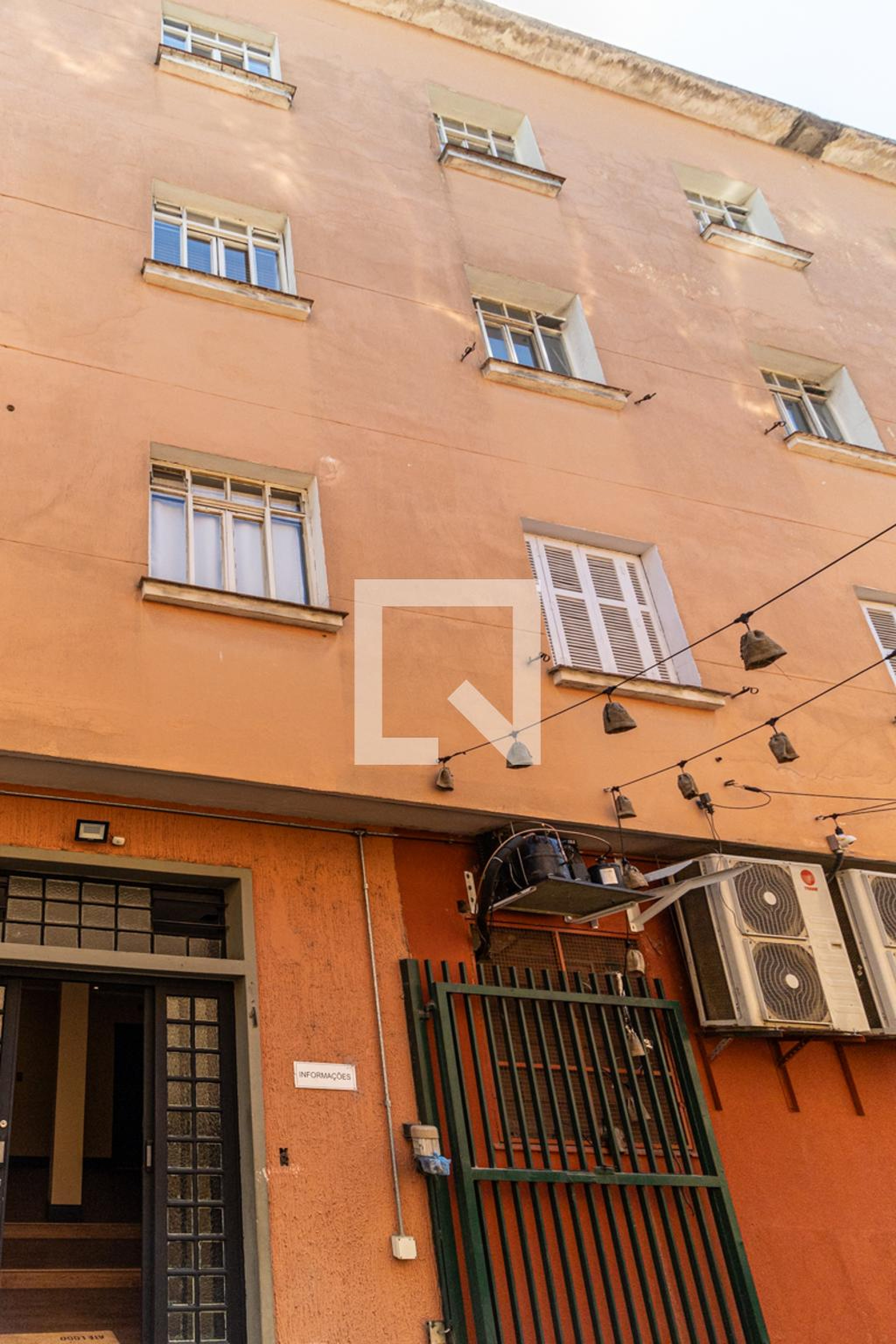 Fachada Condomínio em Rua Coronel José Eusébio, 109
