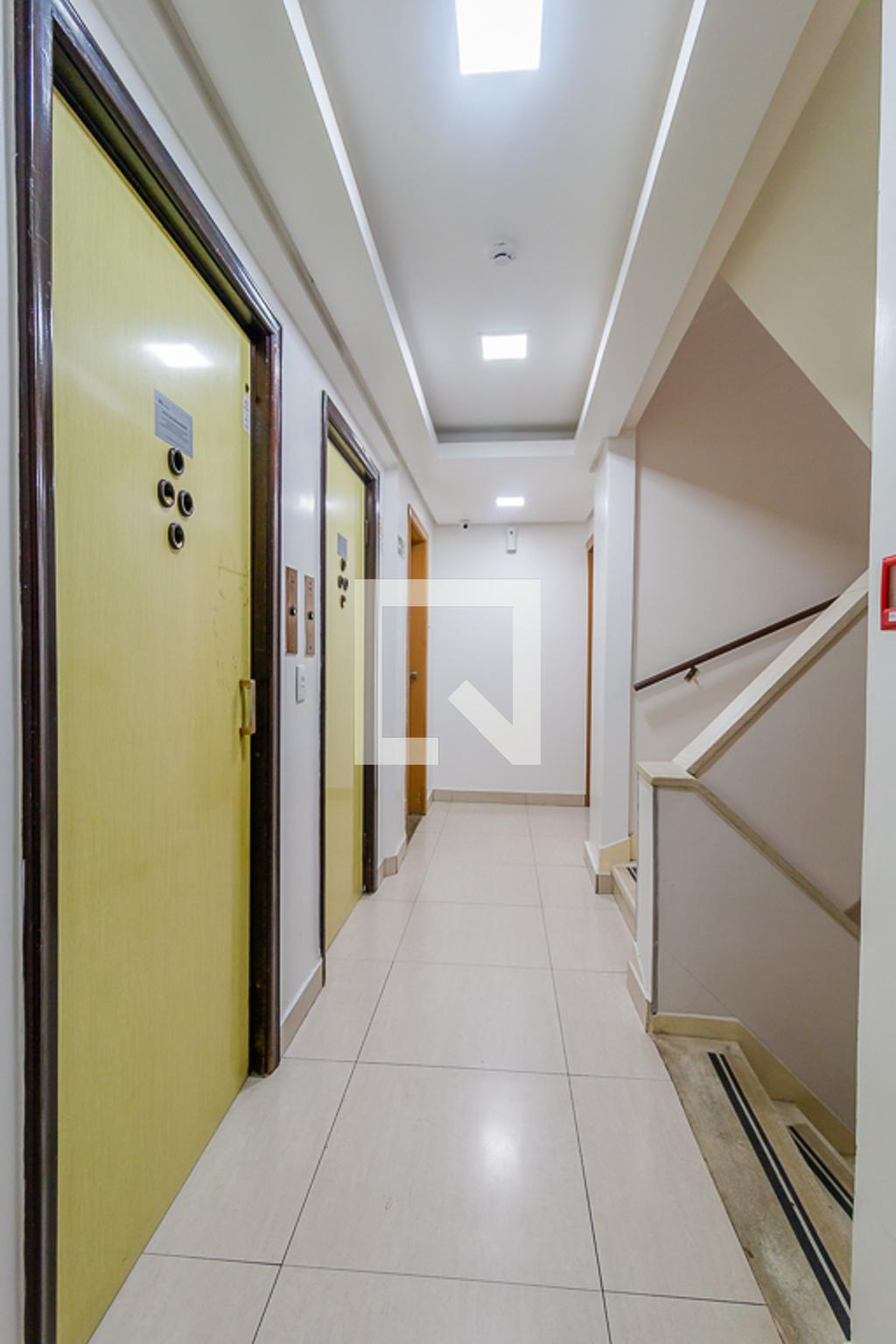 Elevador - Edifício J. J. Martins Junior