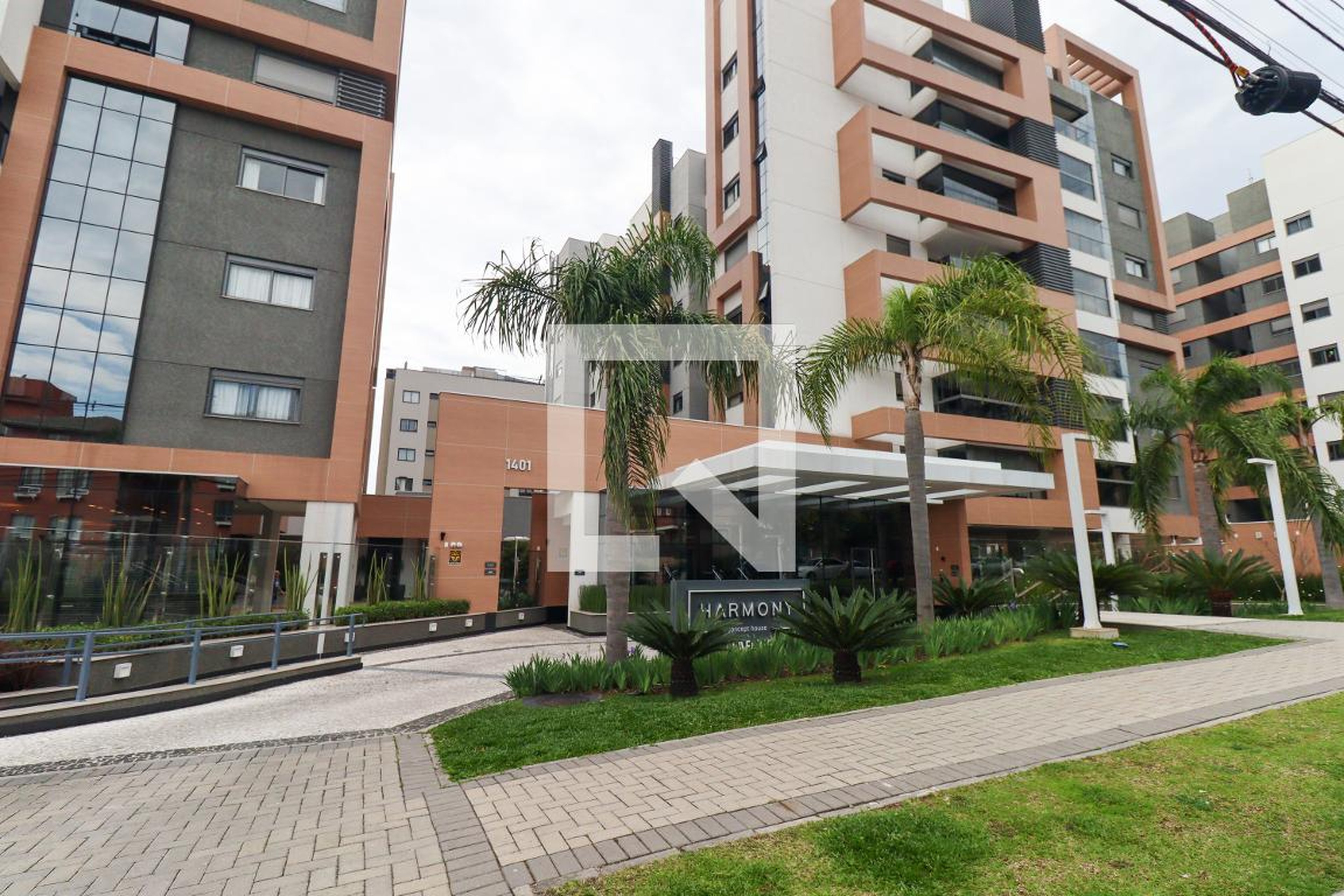 Fachada do Condomínio Condomínio Harmony Agua Verde