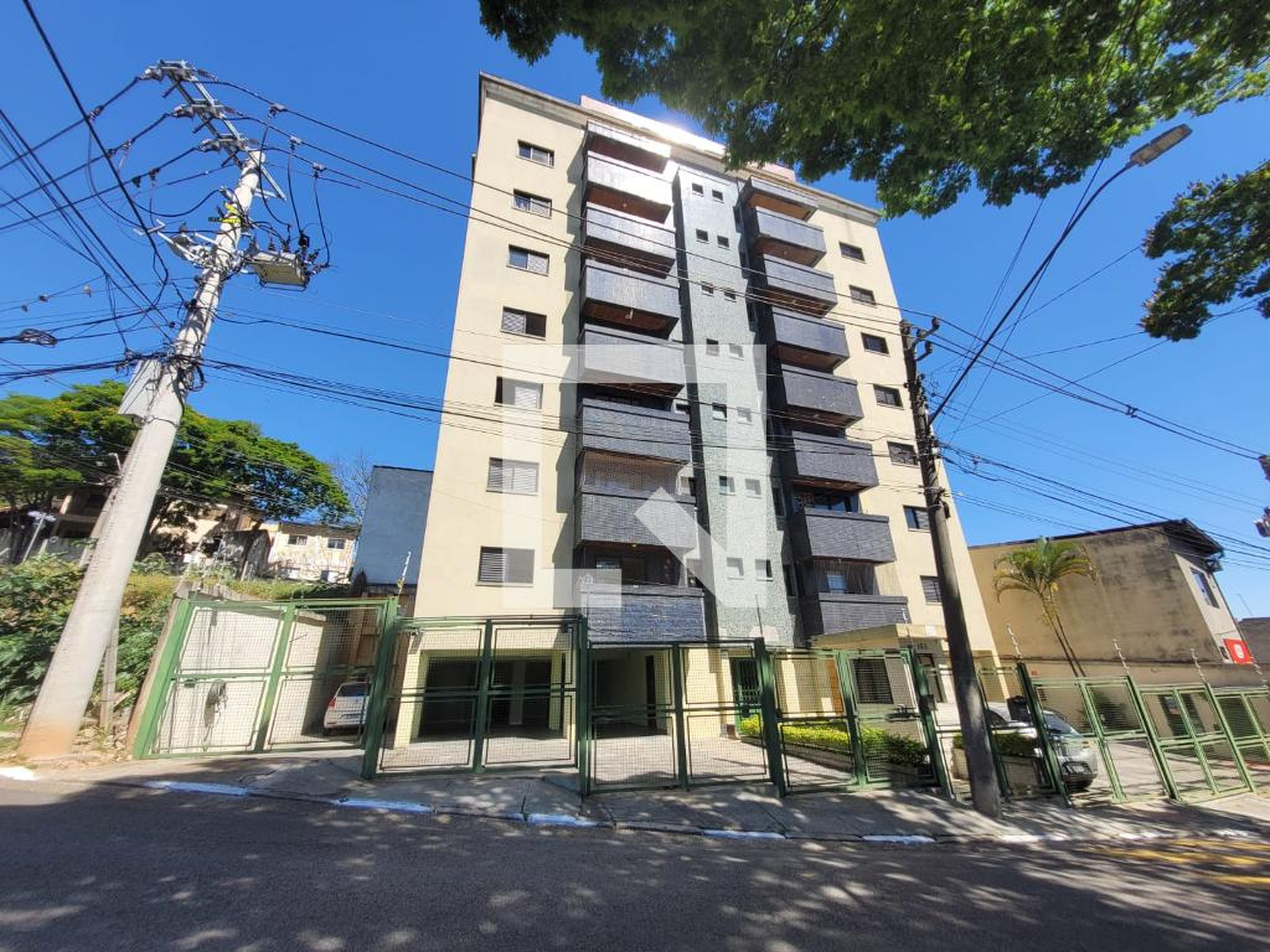 Fachada Condomínio em Rua Ametista, 168