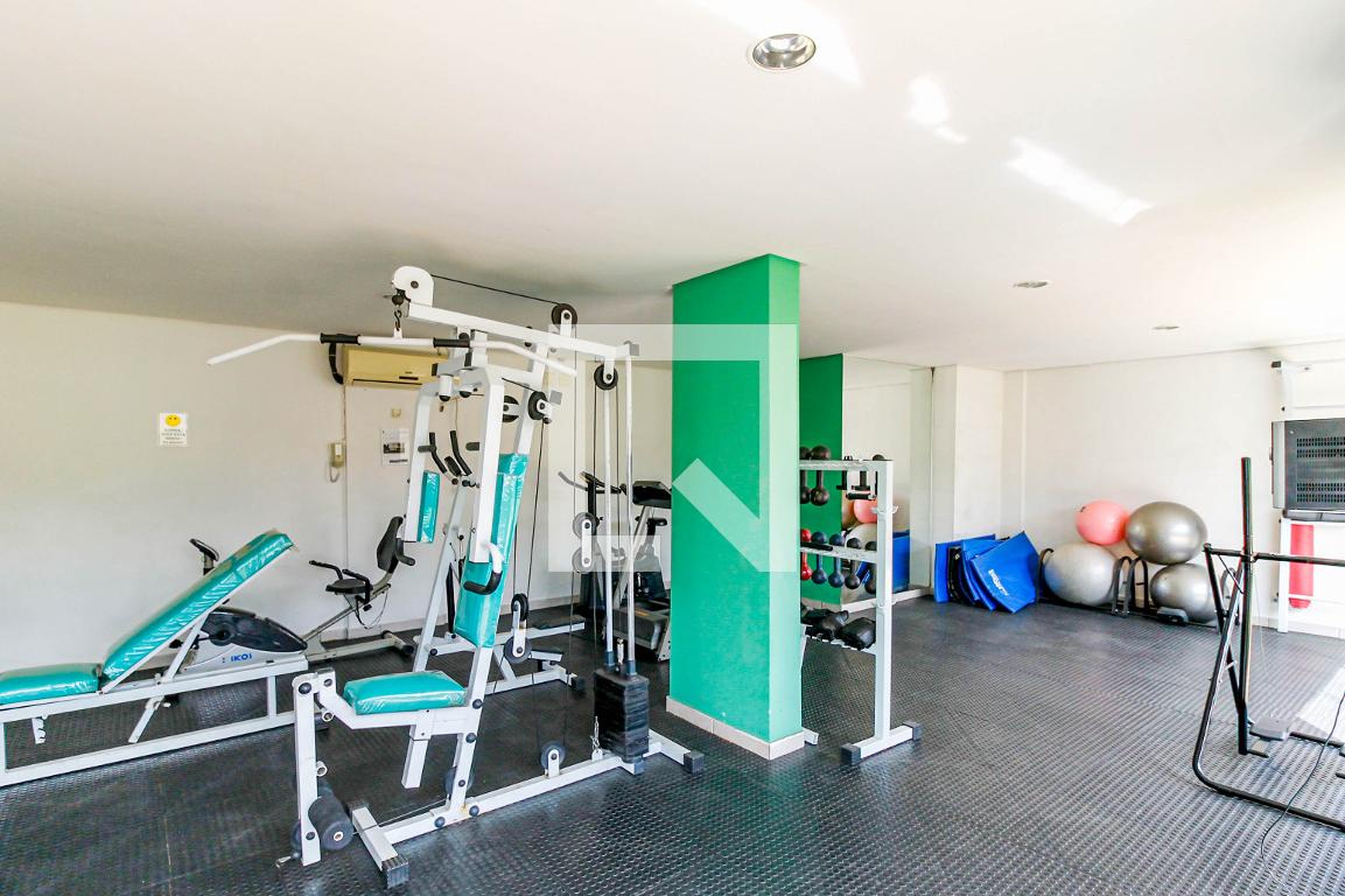 Academia - Plaza de Sevilha