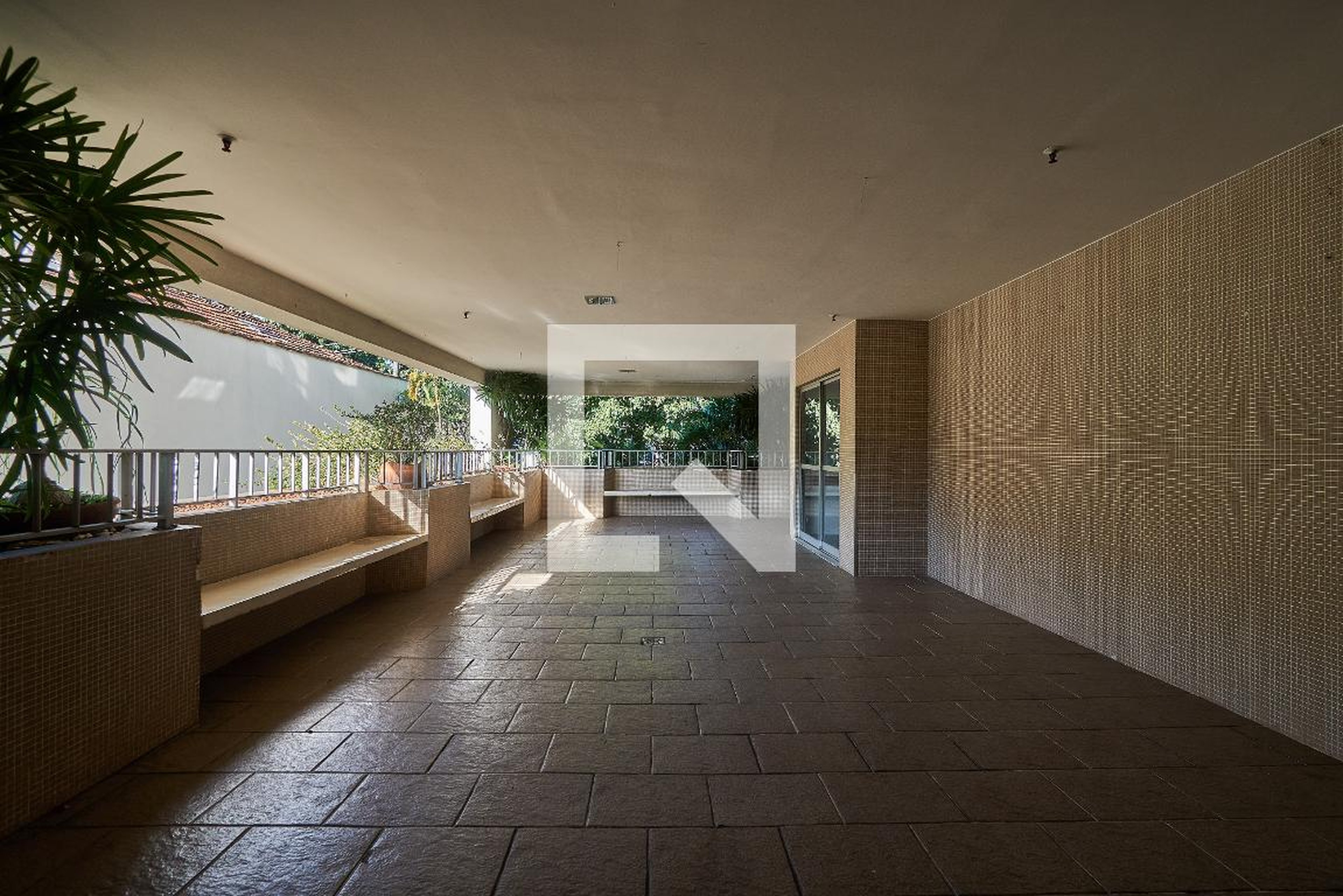 Área Comum - Gonzaga Bastos