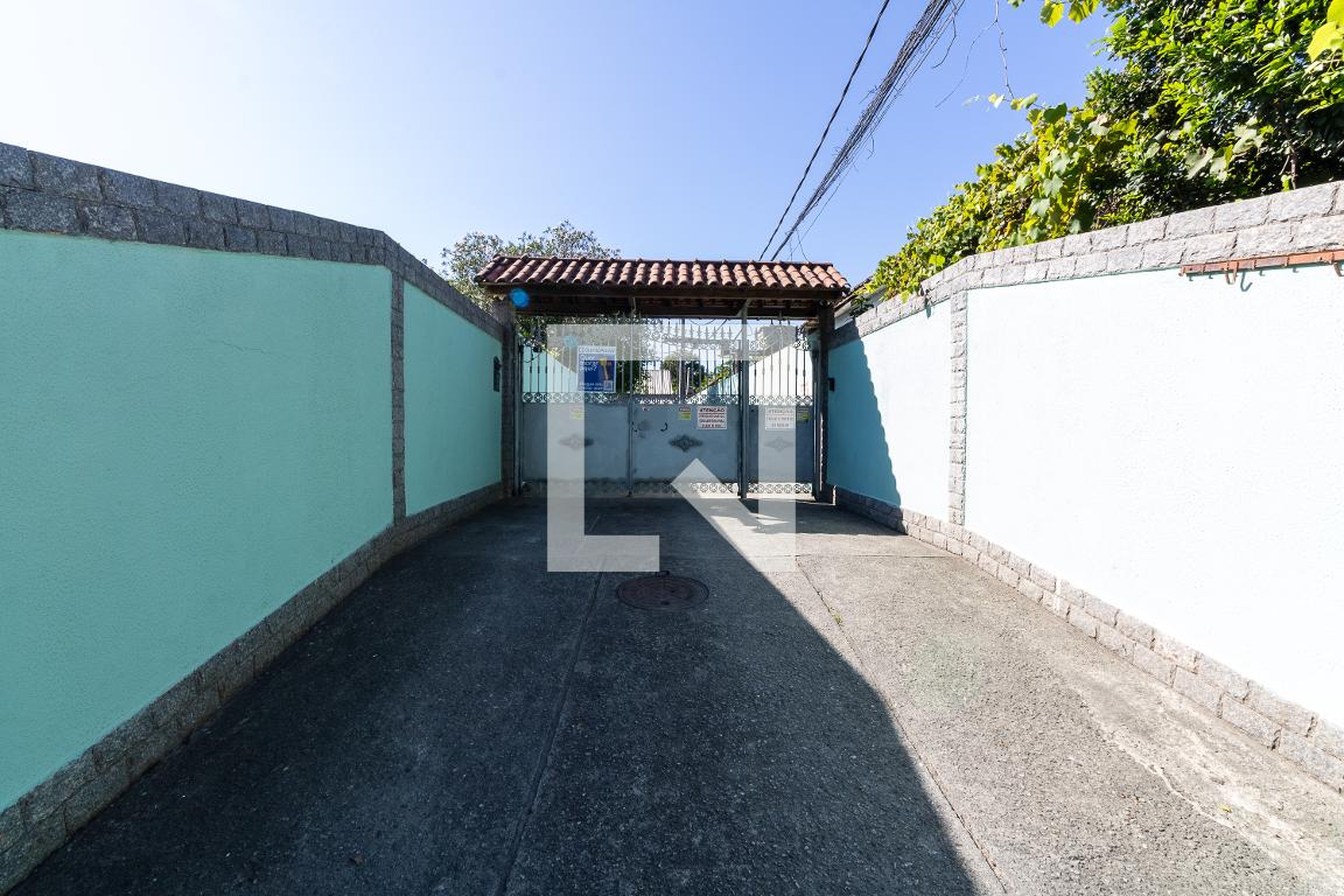 Fachada do Condomínio Condomínio em Rua José Francisco de Souza Pórto, 266