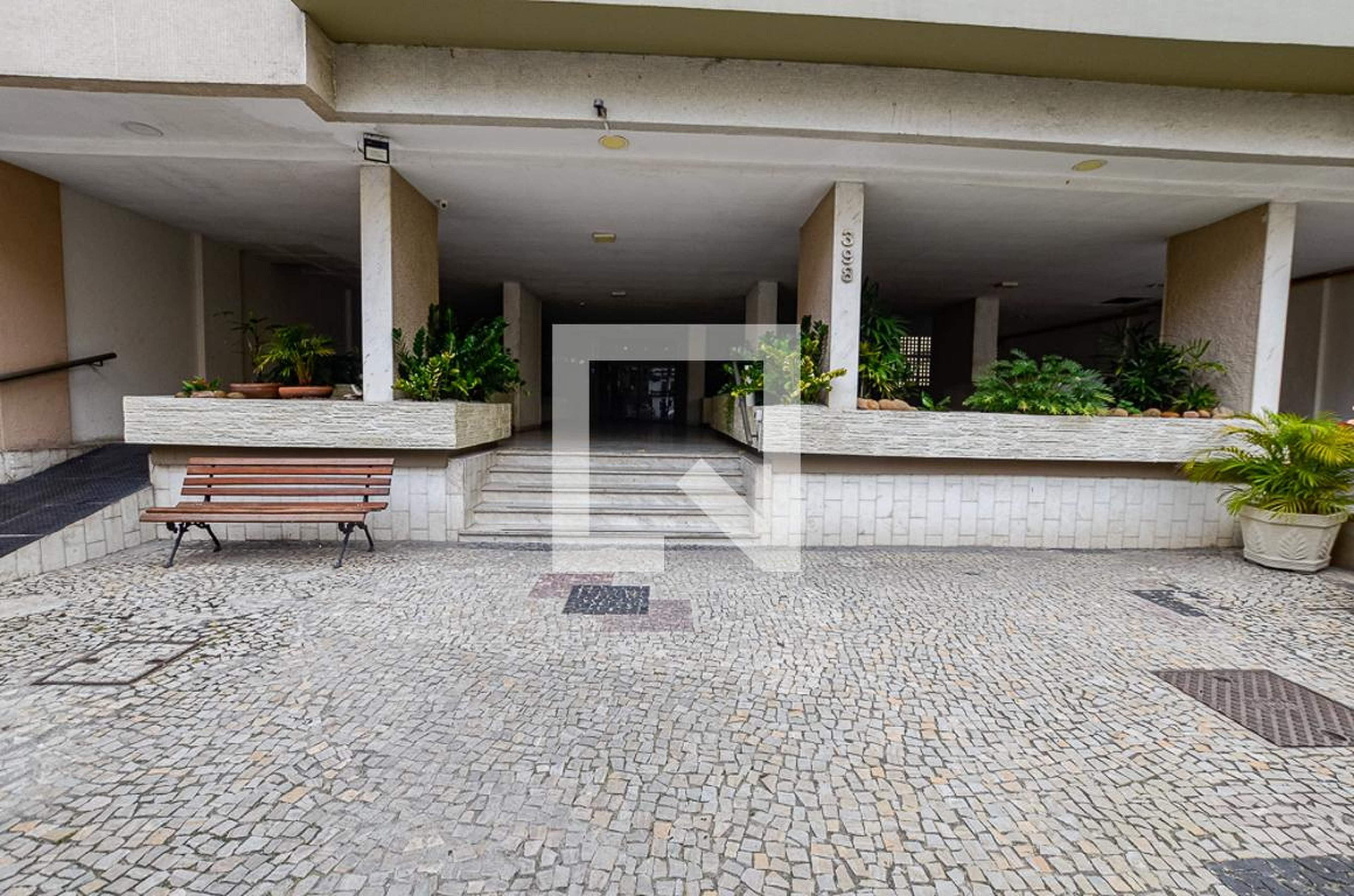 Entrada - Costa Azul