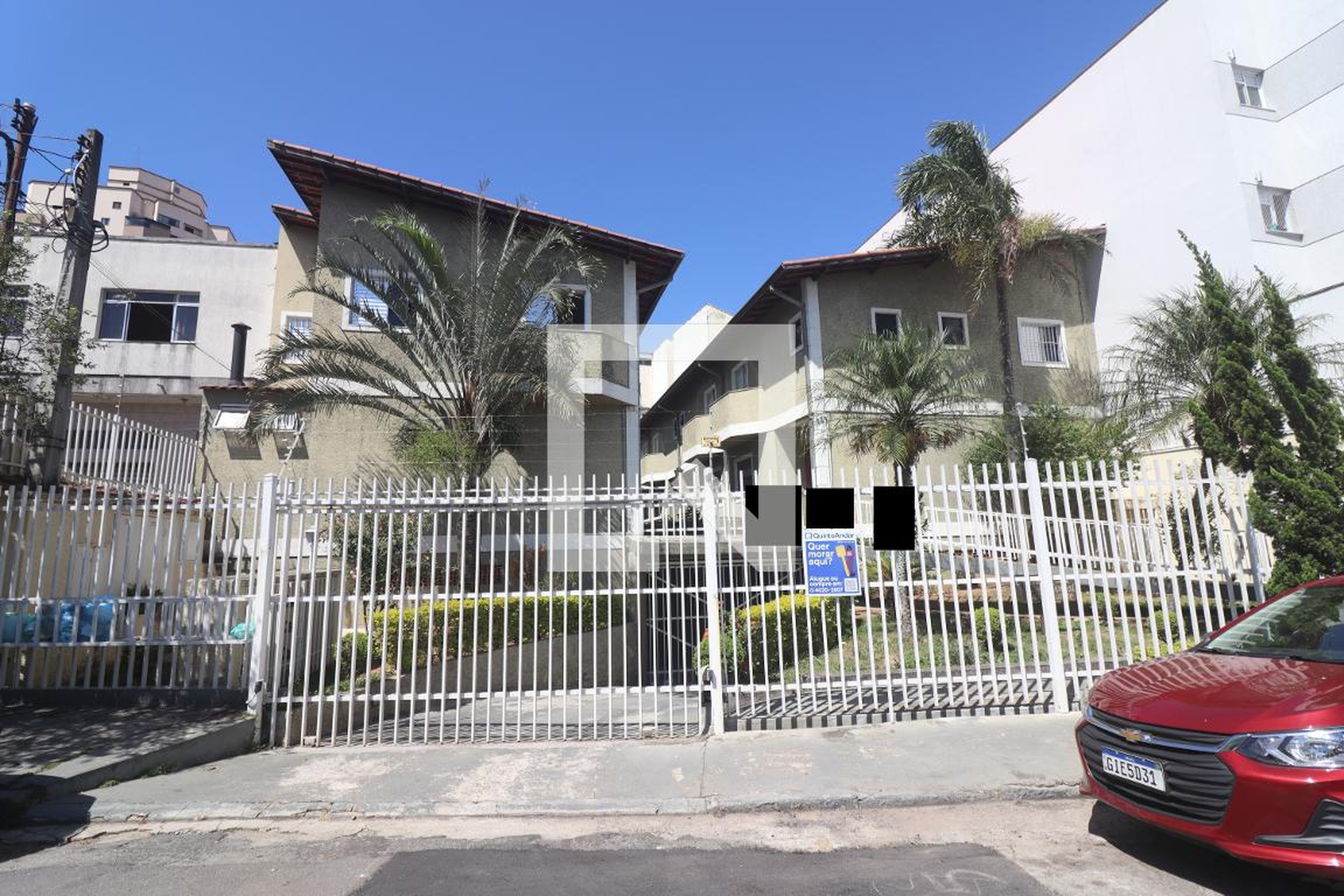 Fachada do condomínio Condomínio Sant Honore