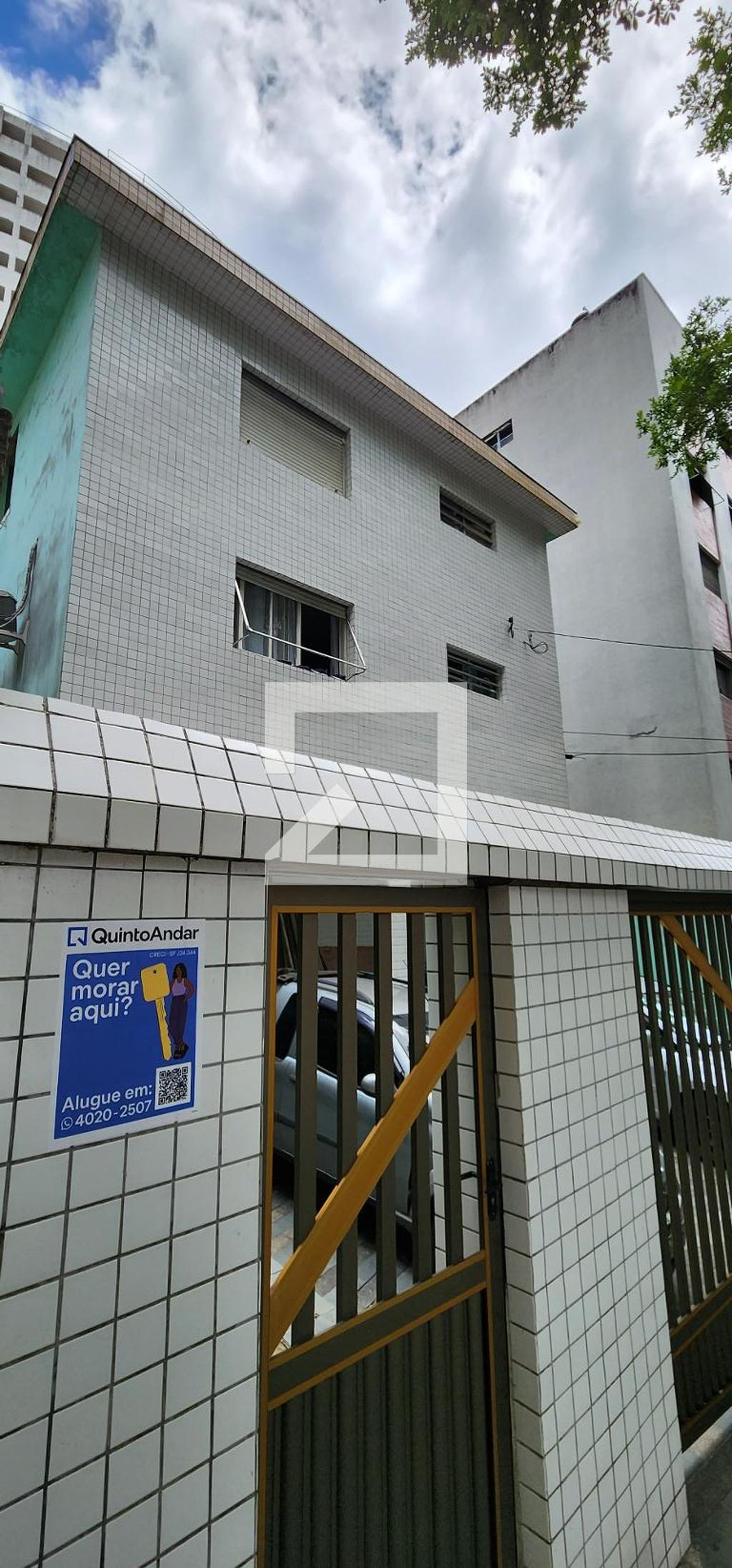 Fachada do Prédio Condomínio em Rua Pedro Borges Gonçalves, 22