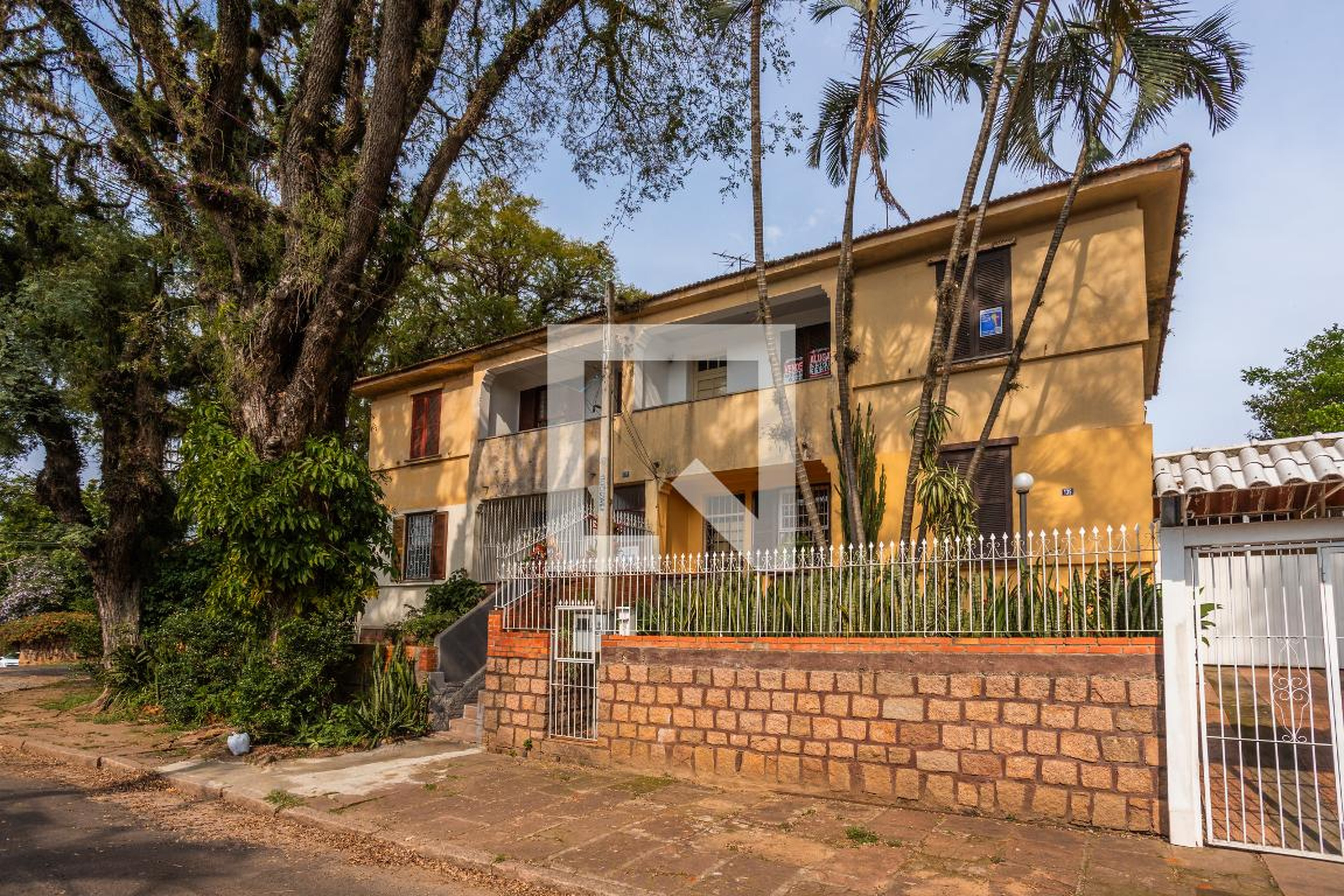 Fachada Condomínio em Rua Novo Hamburgo, 137