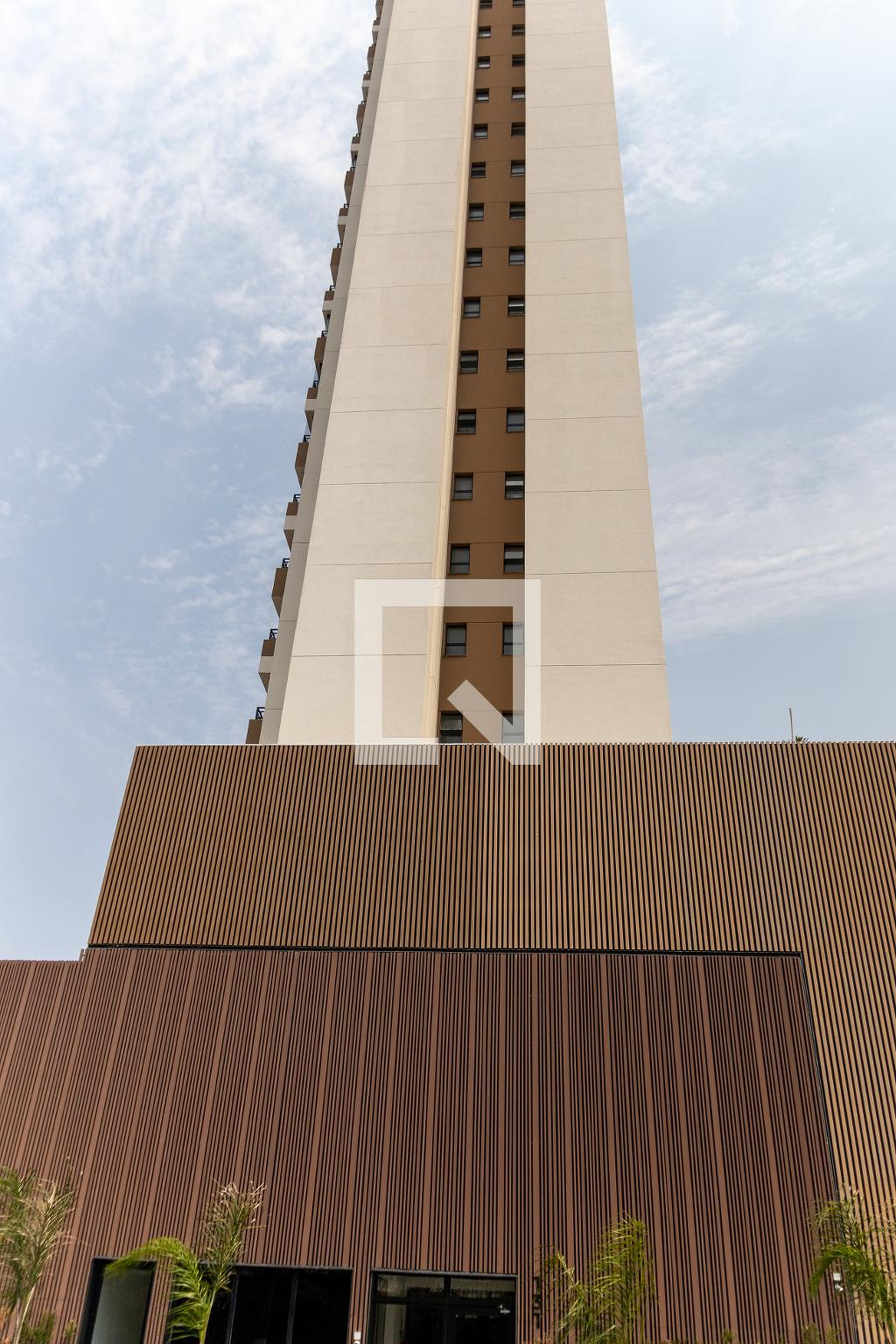 Fachada do Prédio Condomínio Hildebrando 131