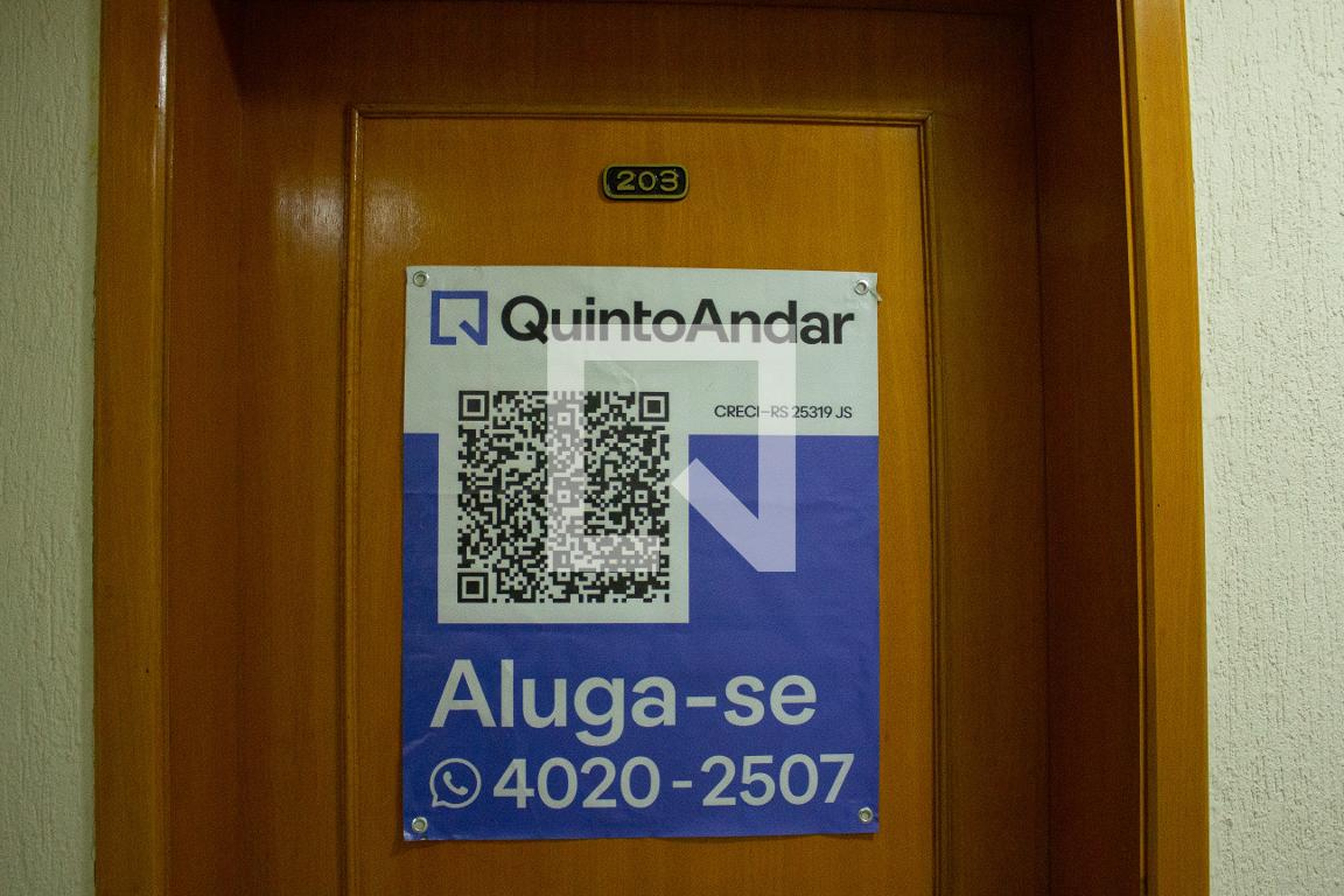 Fachada Condomínio em Rua Cirurgião Vaz Ferreira, 373