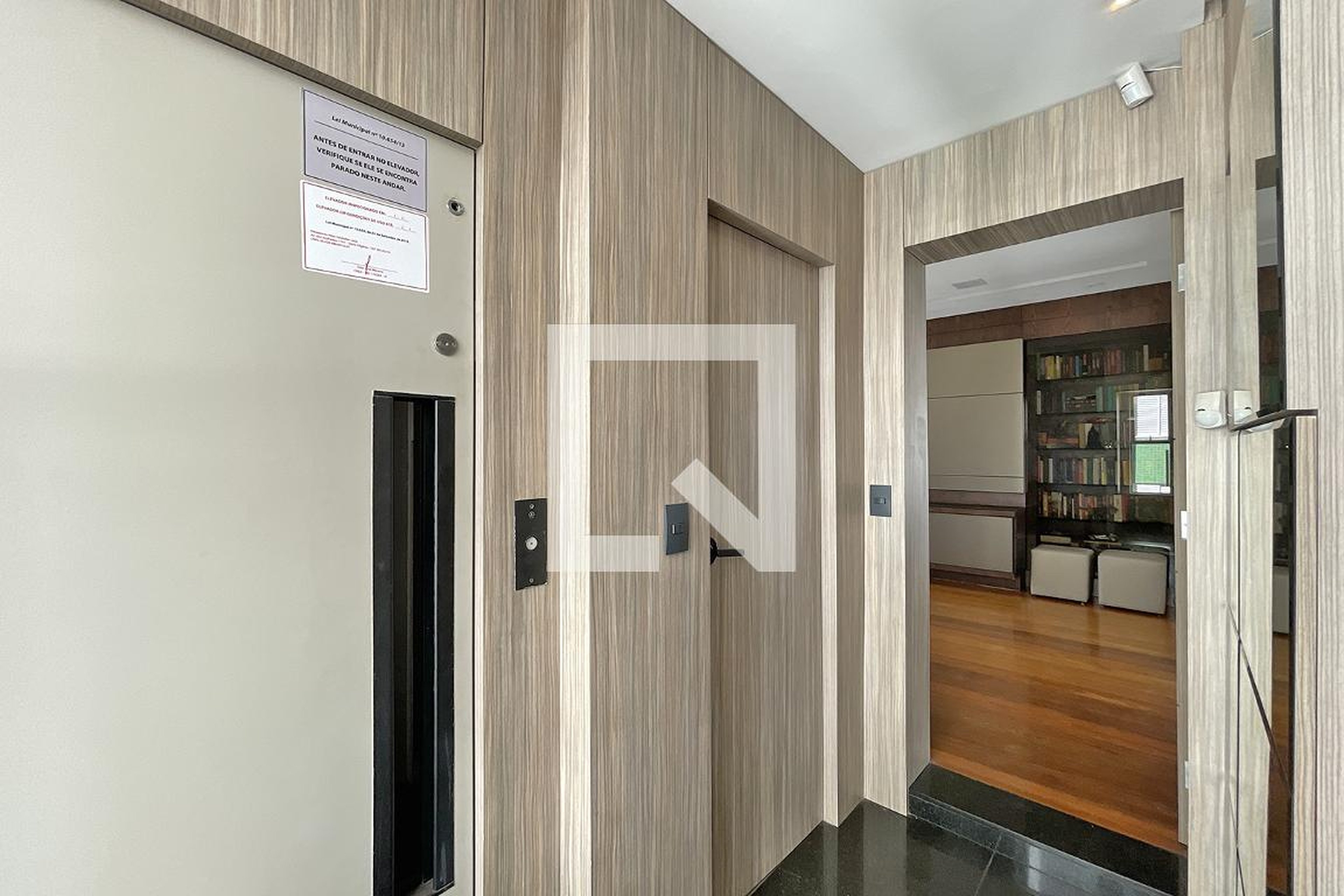 Hall - Edifício Dona Cecília