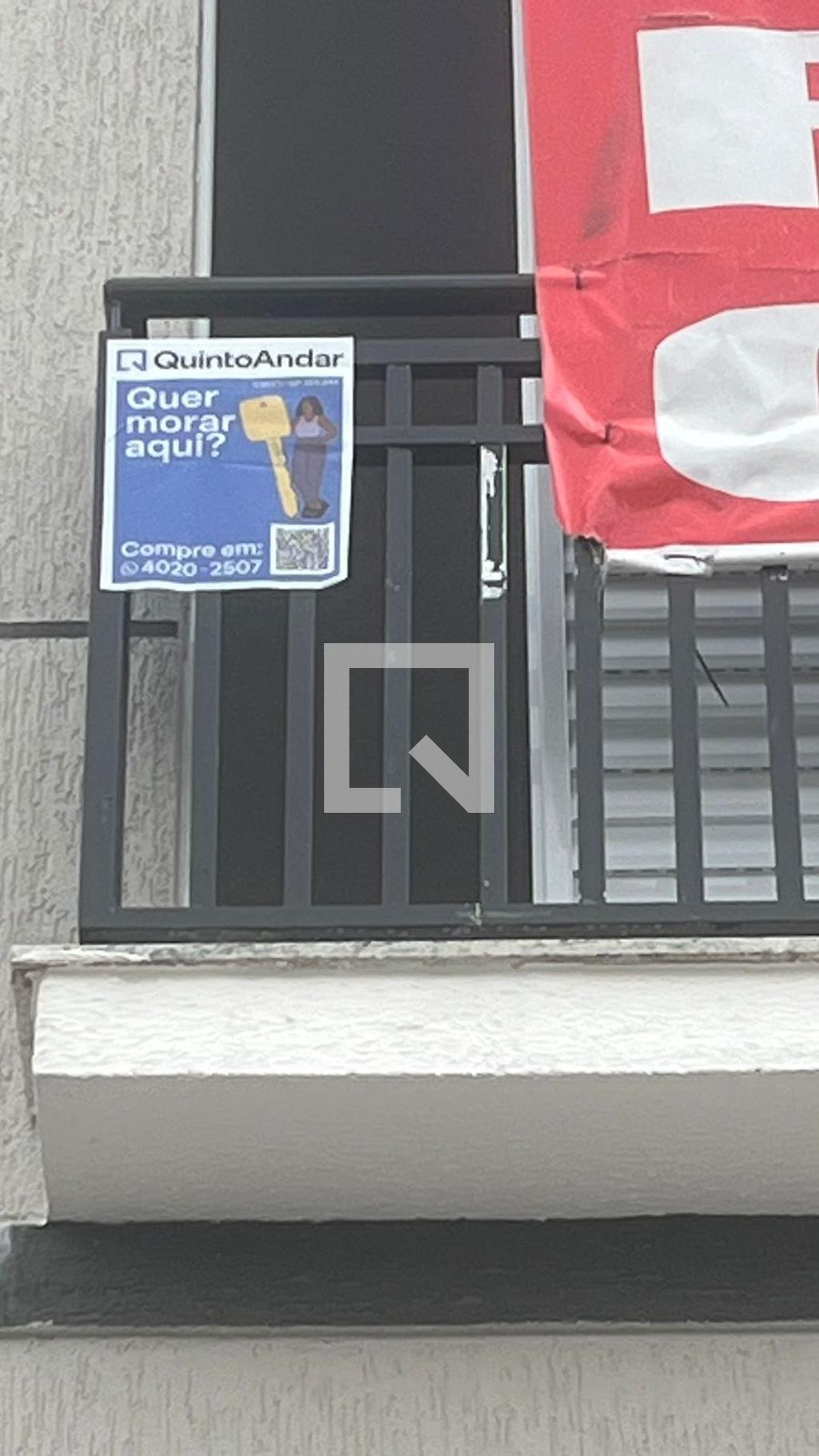 Fachada Condomínio em Rua Tanque Velho, 455