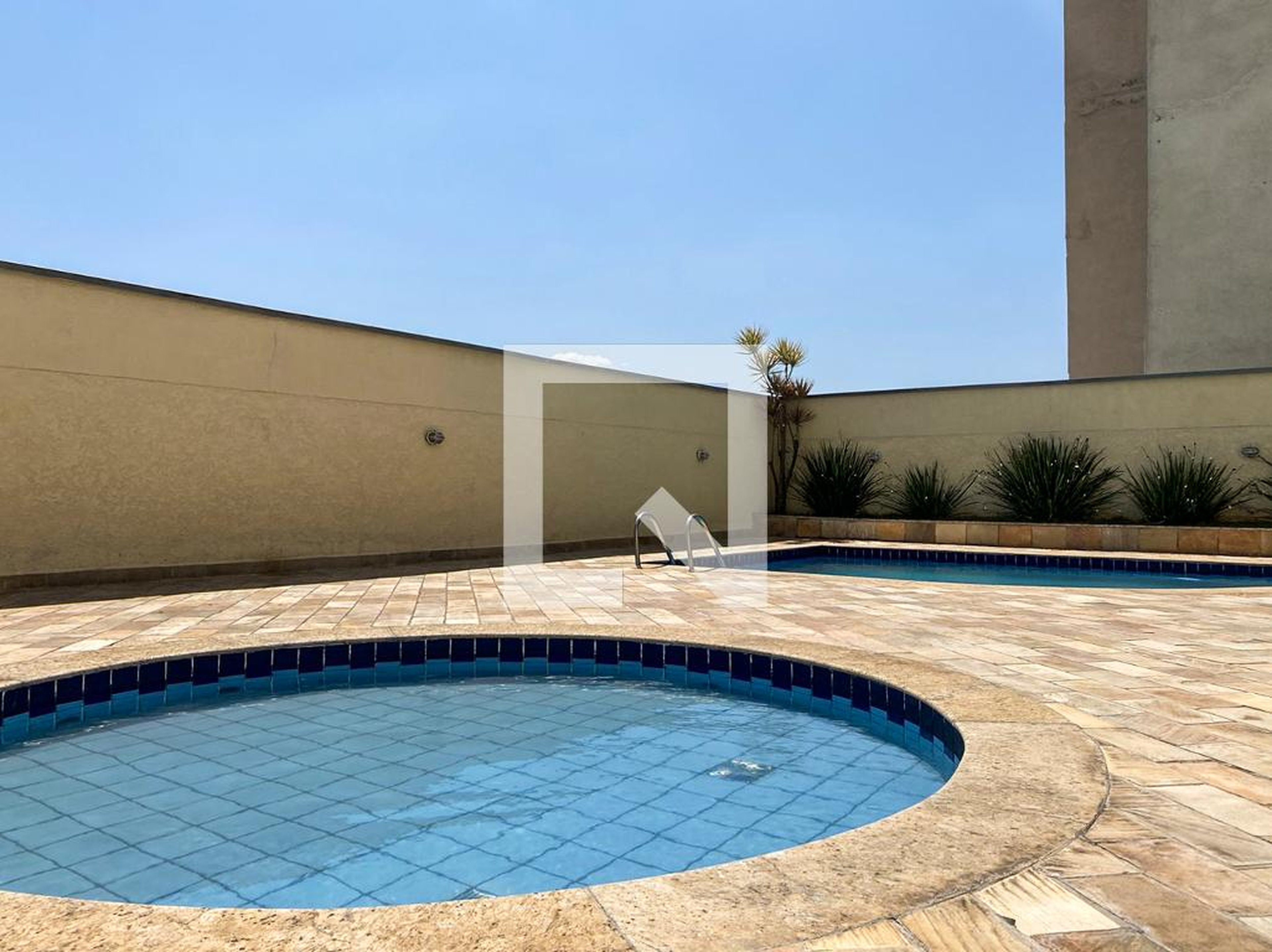 Piscina - Neo Suisse